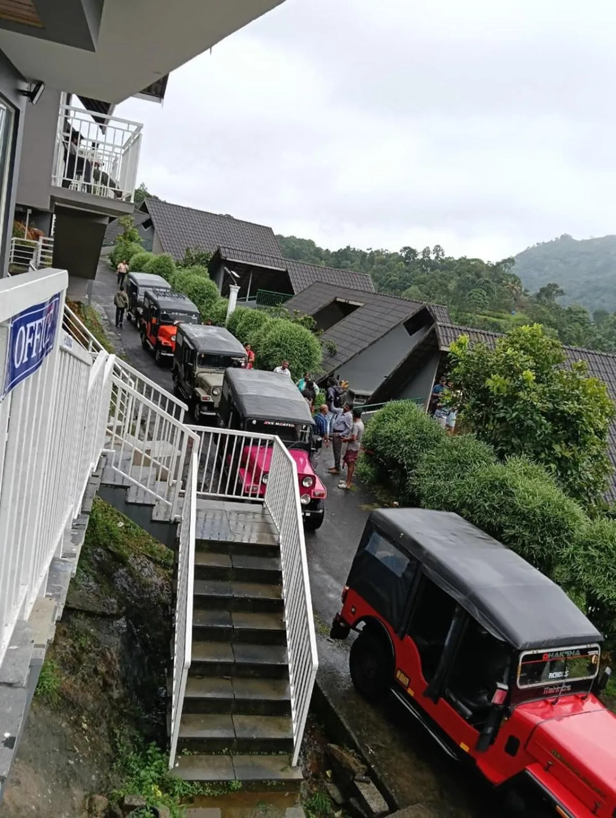 Property building in Rains Valley Resort By Teal Luxury Stays