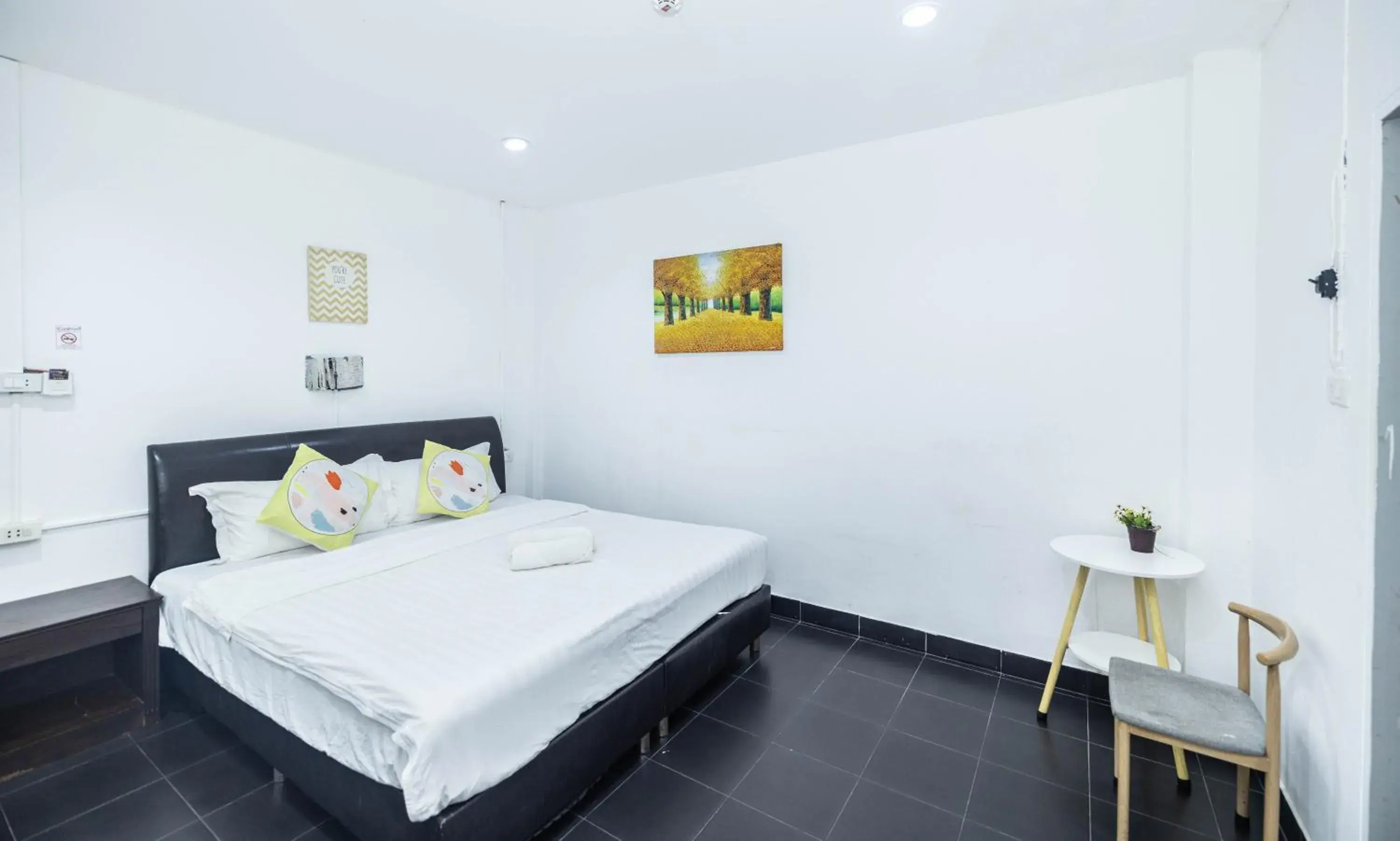 Economy Double Room in Belle Cose Guest House Phuket Economy Double Room in Belle Cose Guest House Phuket
