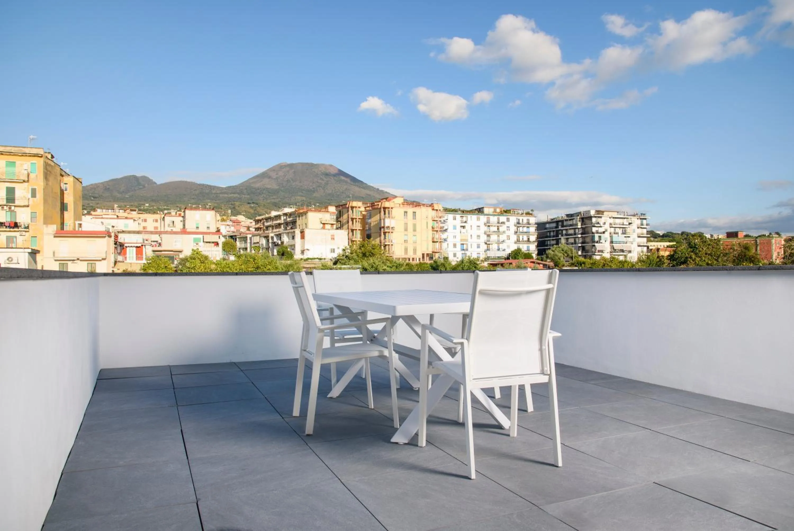 Patio in Vesuvius Palace Aparthotel