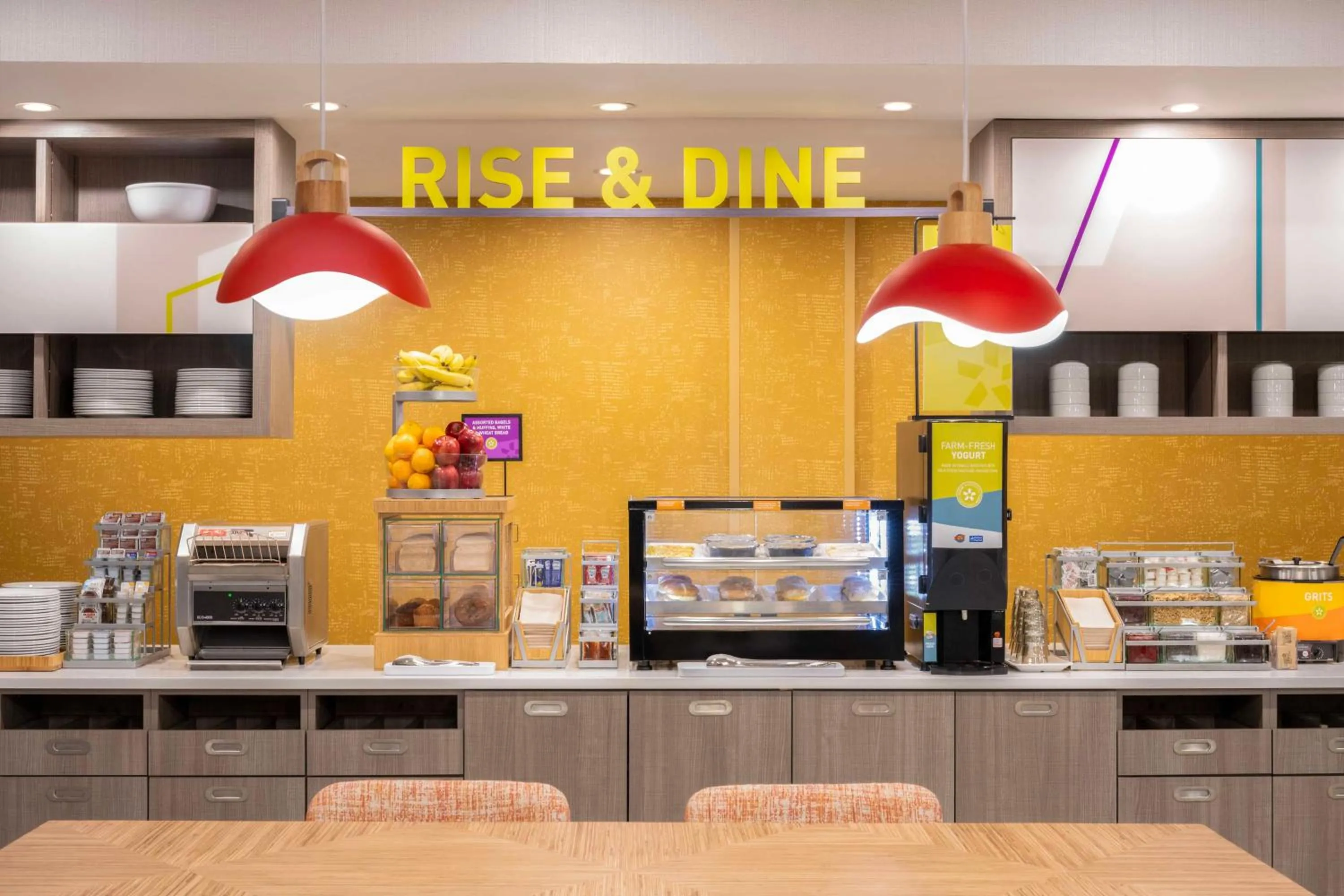 Breakfast in Home2 Suites By Hilton Jonesboro