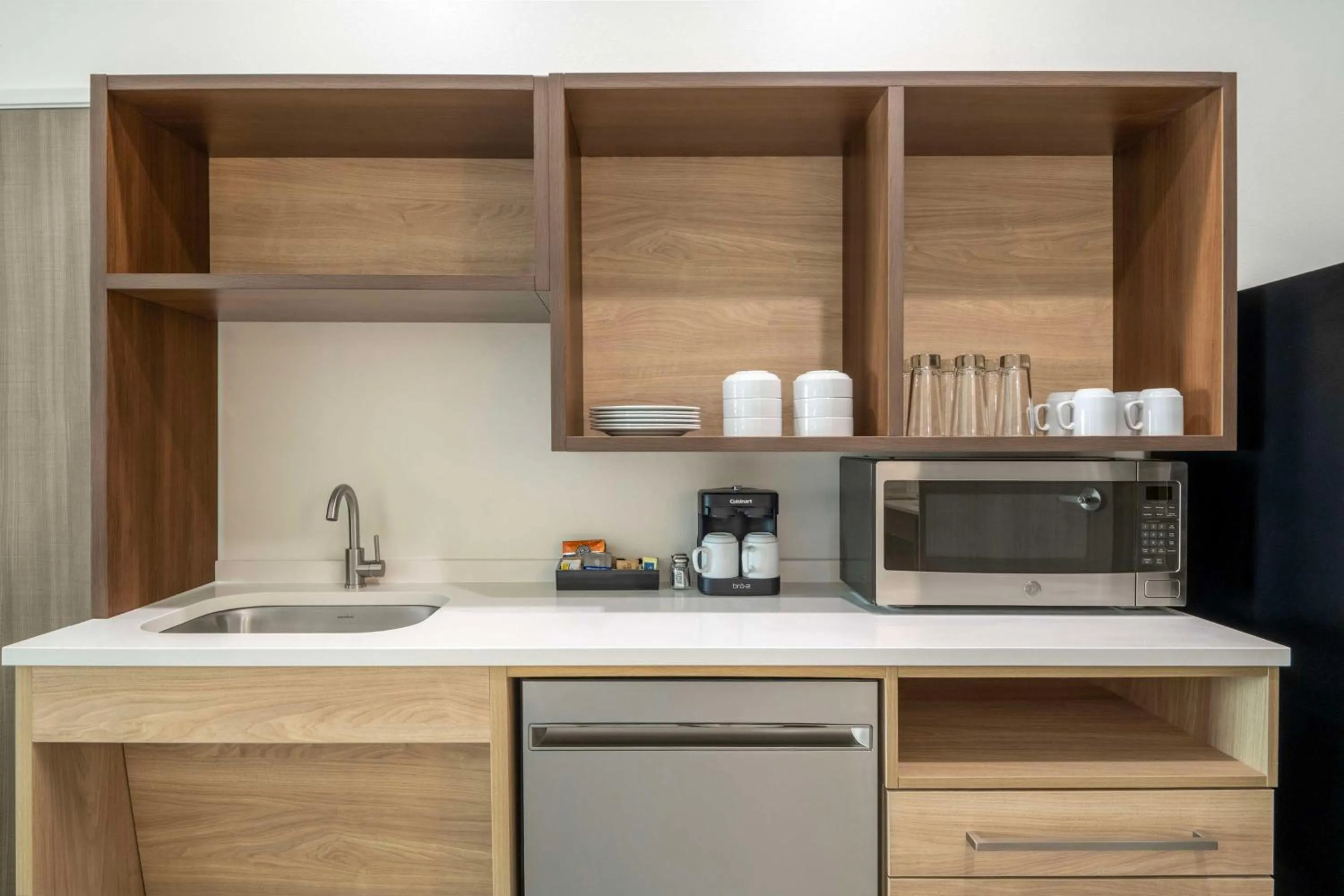 Kitchen or kitchenette in Home2 Suites By Hilton Jonesboro