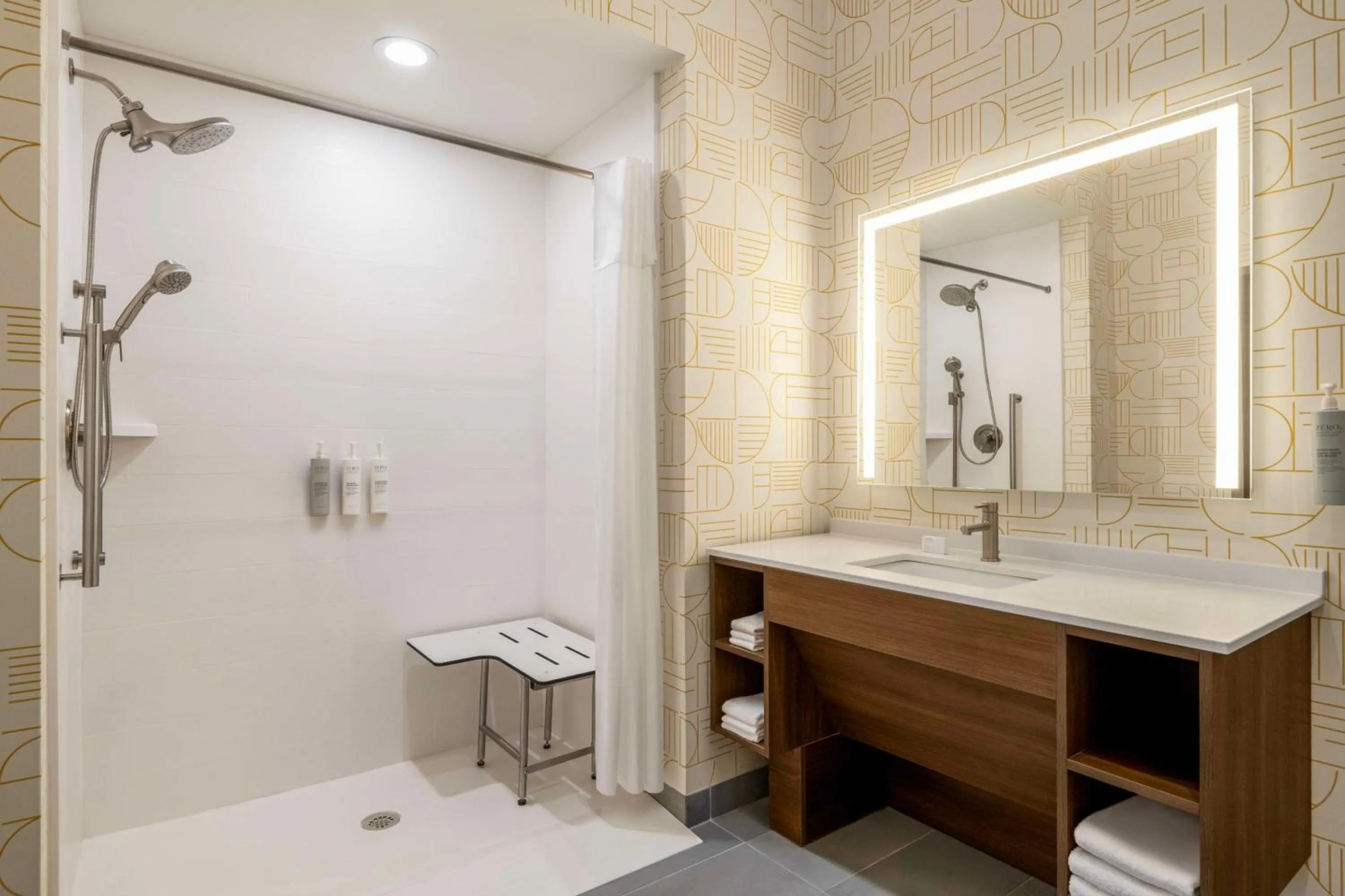 Bathroom in Home2 Suites By Hilton Jonesboro