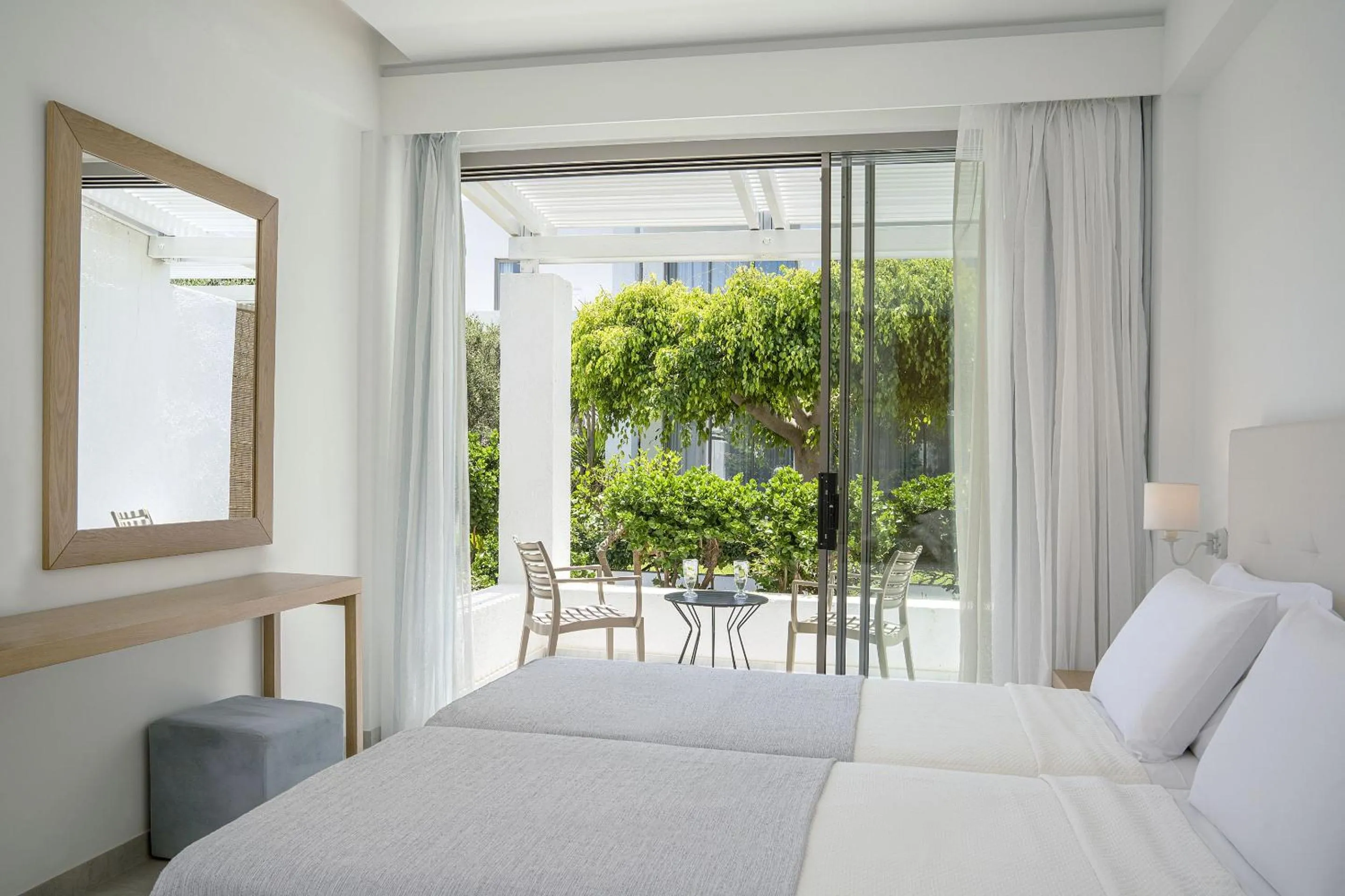 Bed in Maritimo Beach Hotel