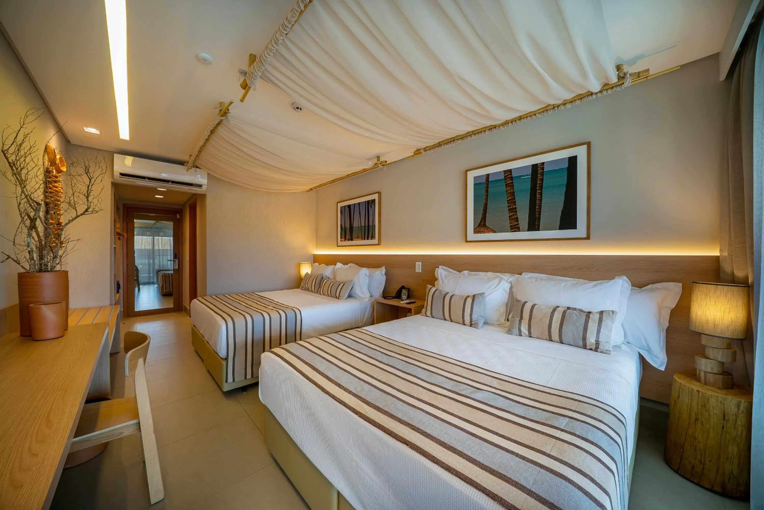 Bed in Samoa Villa Resort