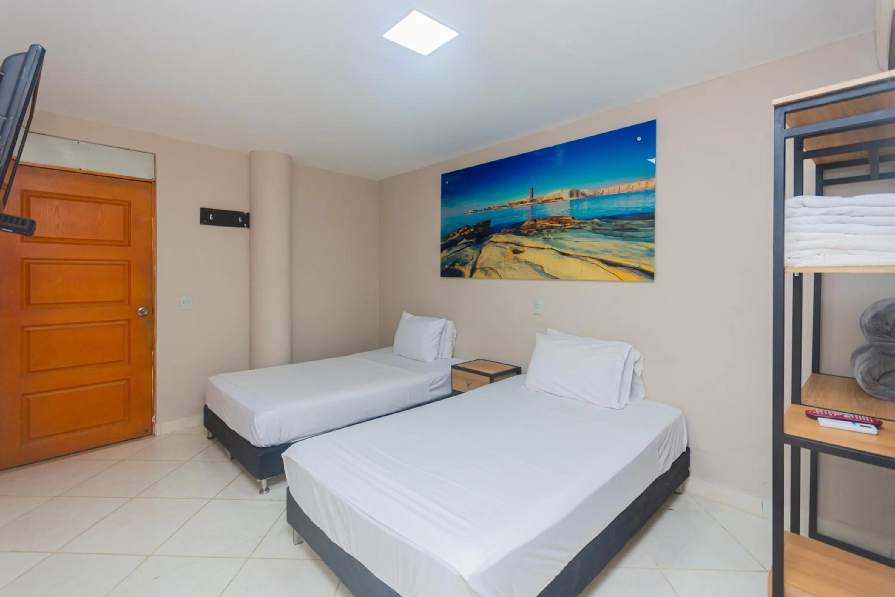 Photo of the whole room, Bed in Hotel Tropical San Jeronimo