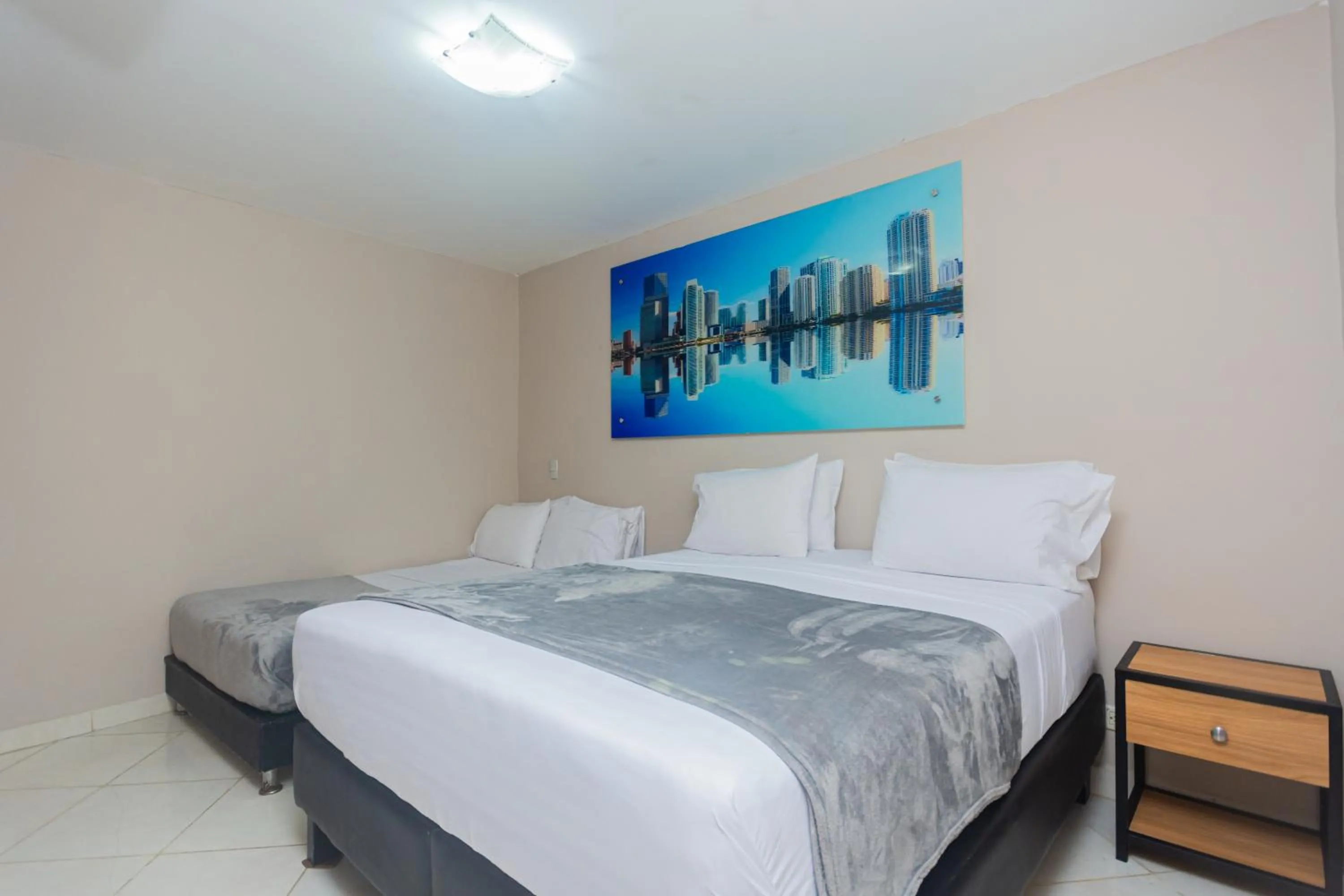 Photo of the whole room, Bed in Hotel Tropical San Jeronimo