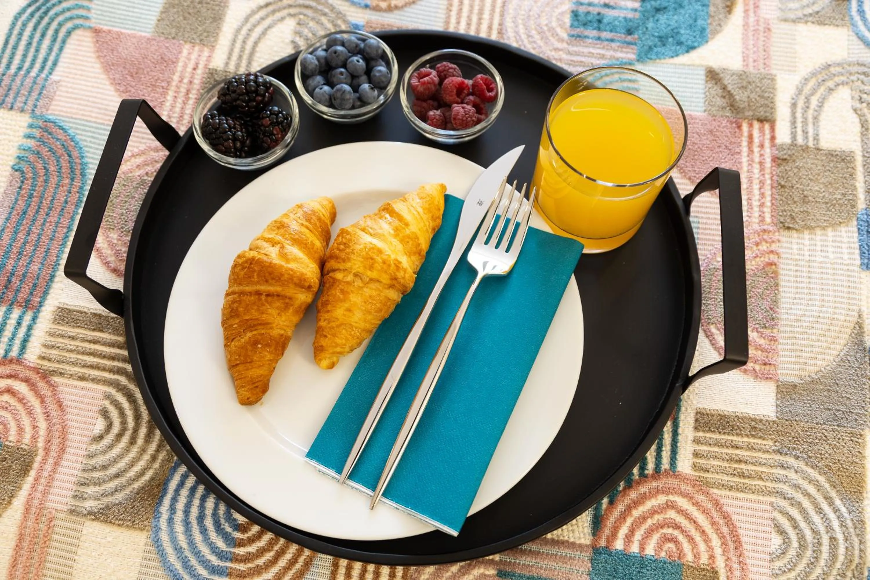 Food and drinks in AMAR Design Hotel by HMG