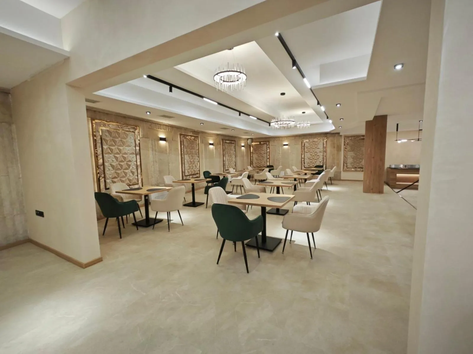 Restaurant/places to eat in AMAR Design Hotel by HMG