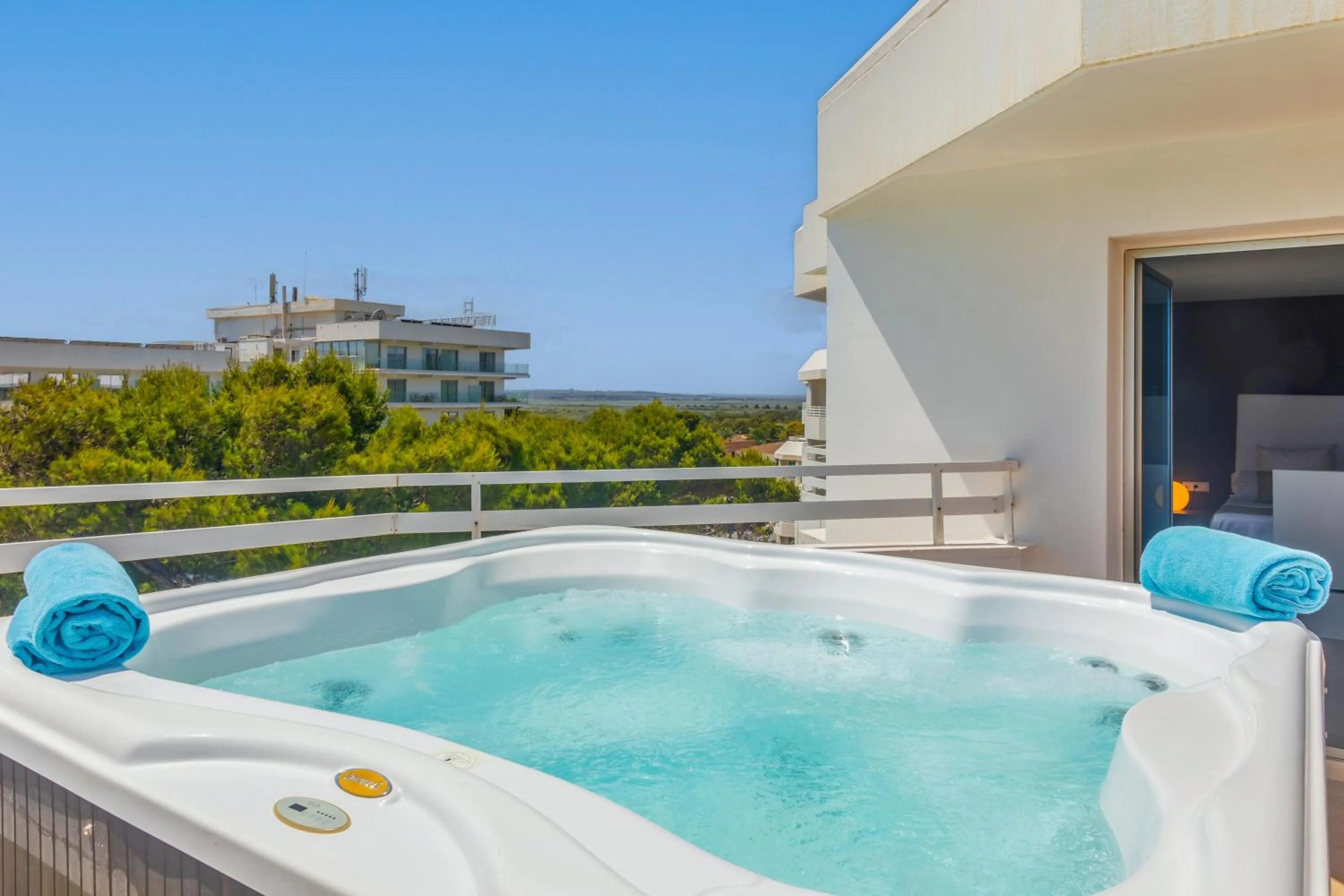 Hot Tub in Playa Esperanza Resort Affiliated by Meliá