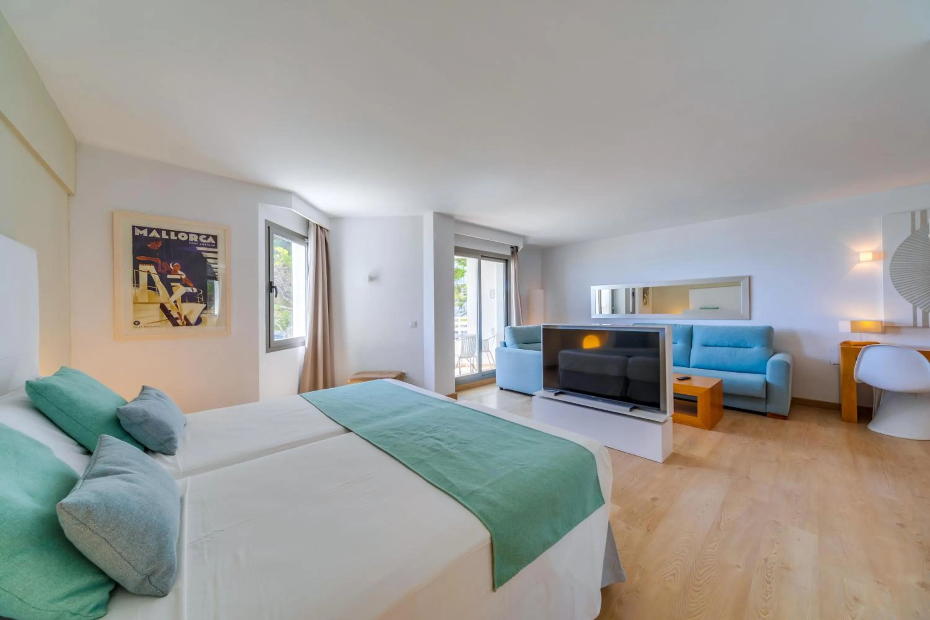 Bed in Playa Esperanza Resort Affiliated by Meliá