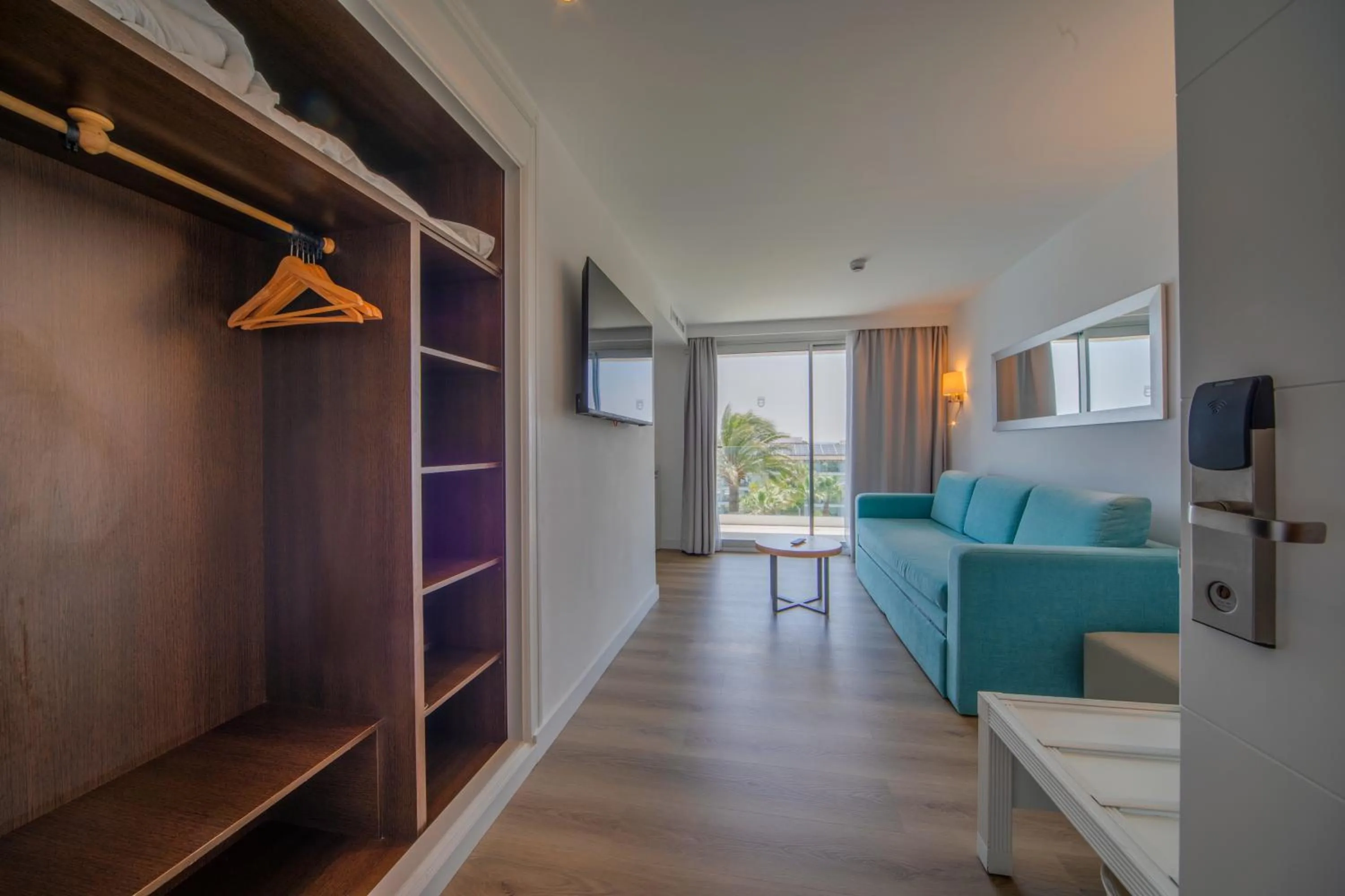 Living room in Playa Esperanza Resort Affiliated by Meliá