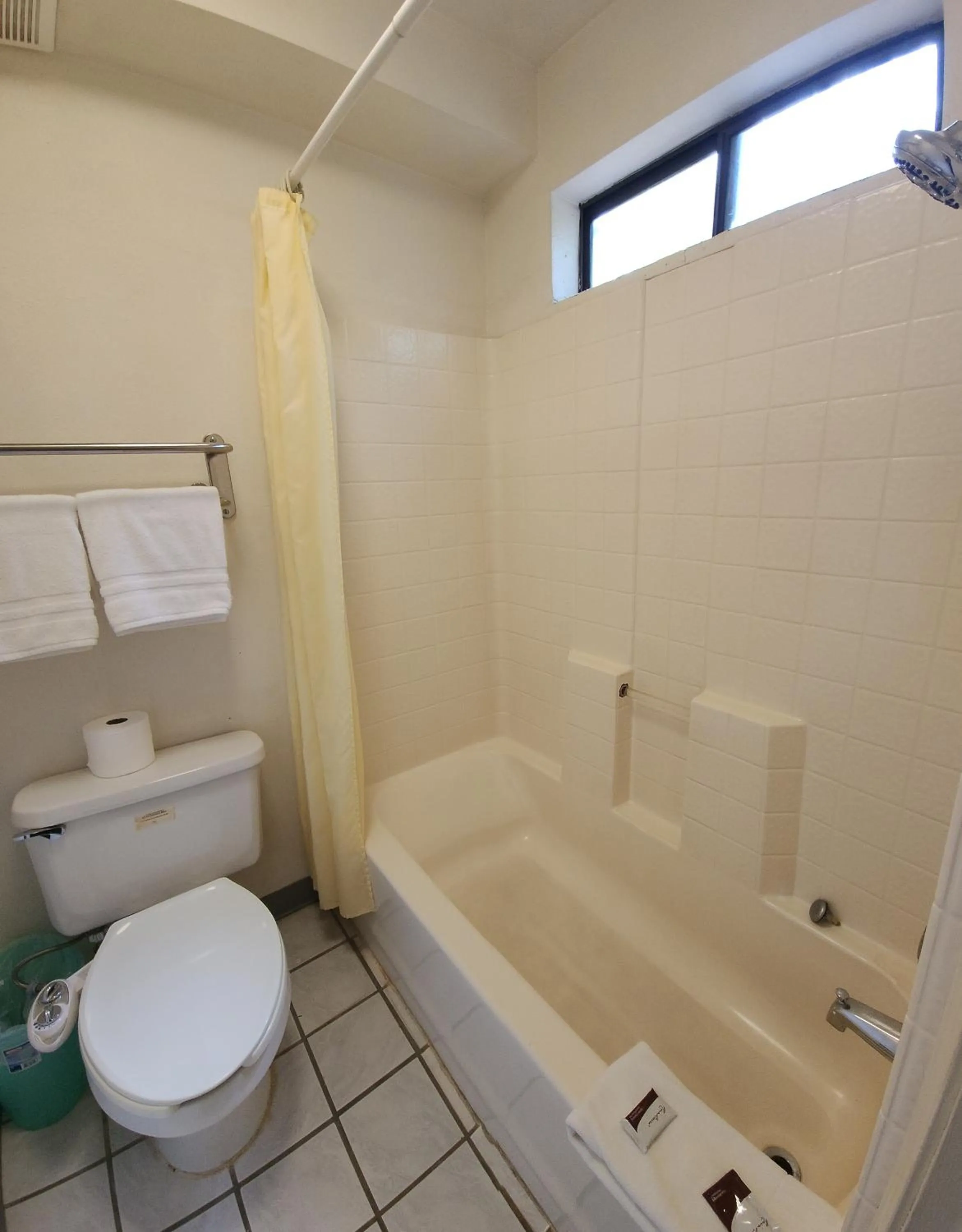 Bathroom in Formosa Inn