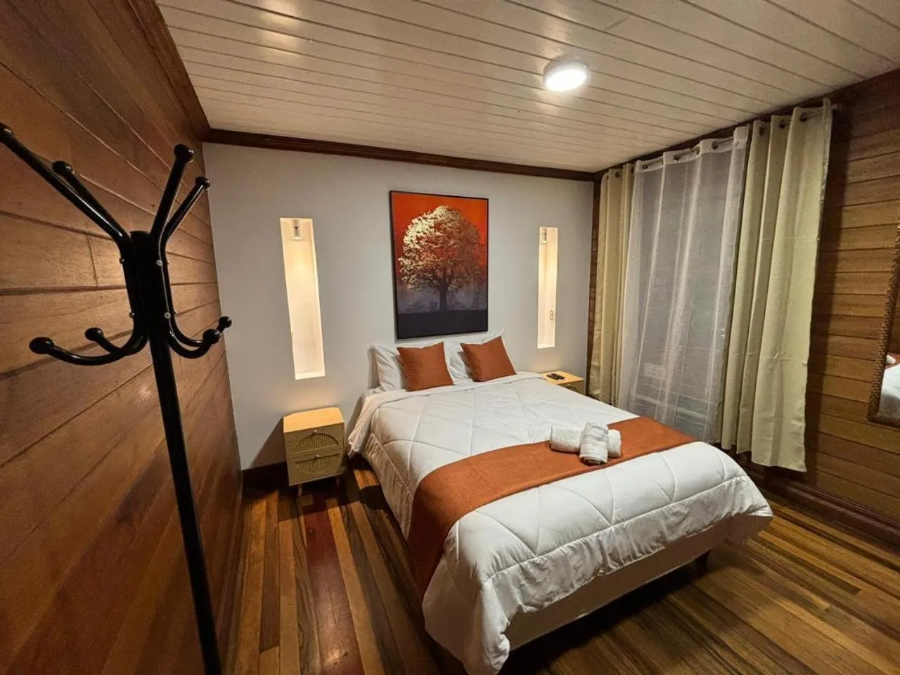 Bed in The Victorian Hotel