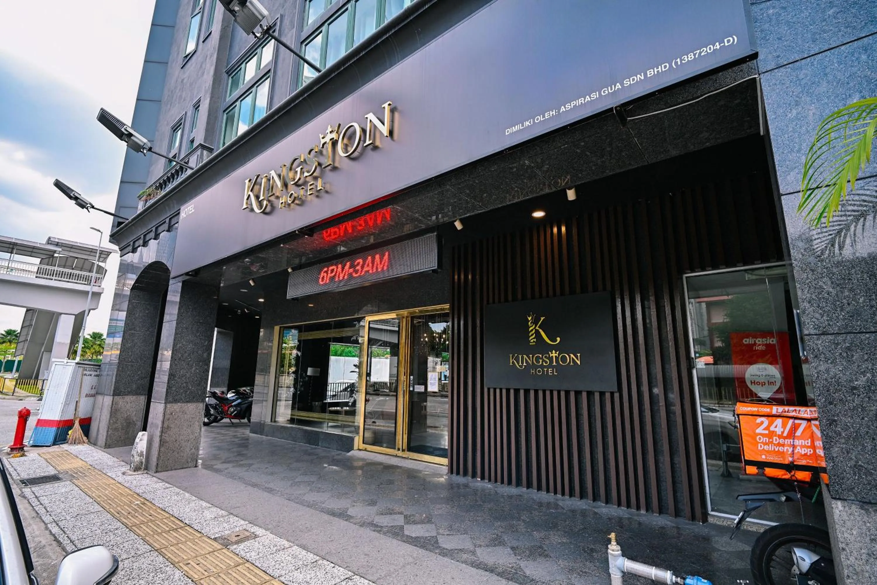 Property building in Kingston Hotel 4 - TRX