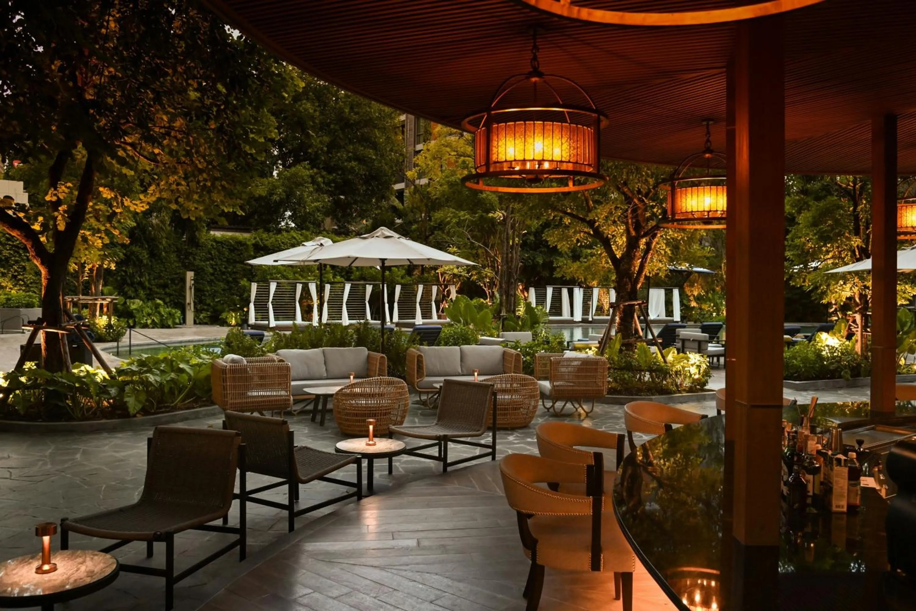 Lounge or bar in Marriott Executive Apartments, Bangkok Townhall Sukhumvit