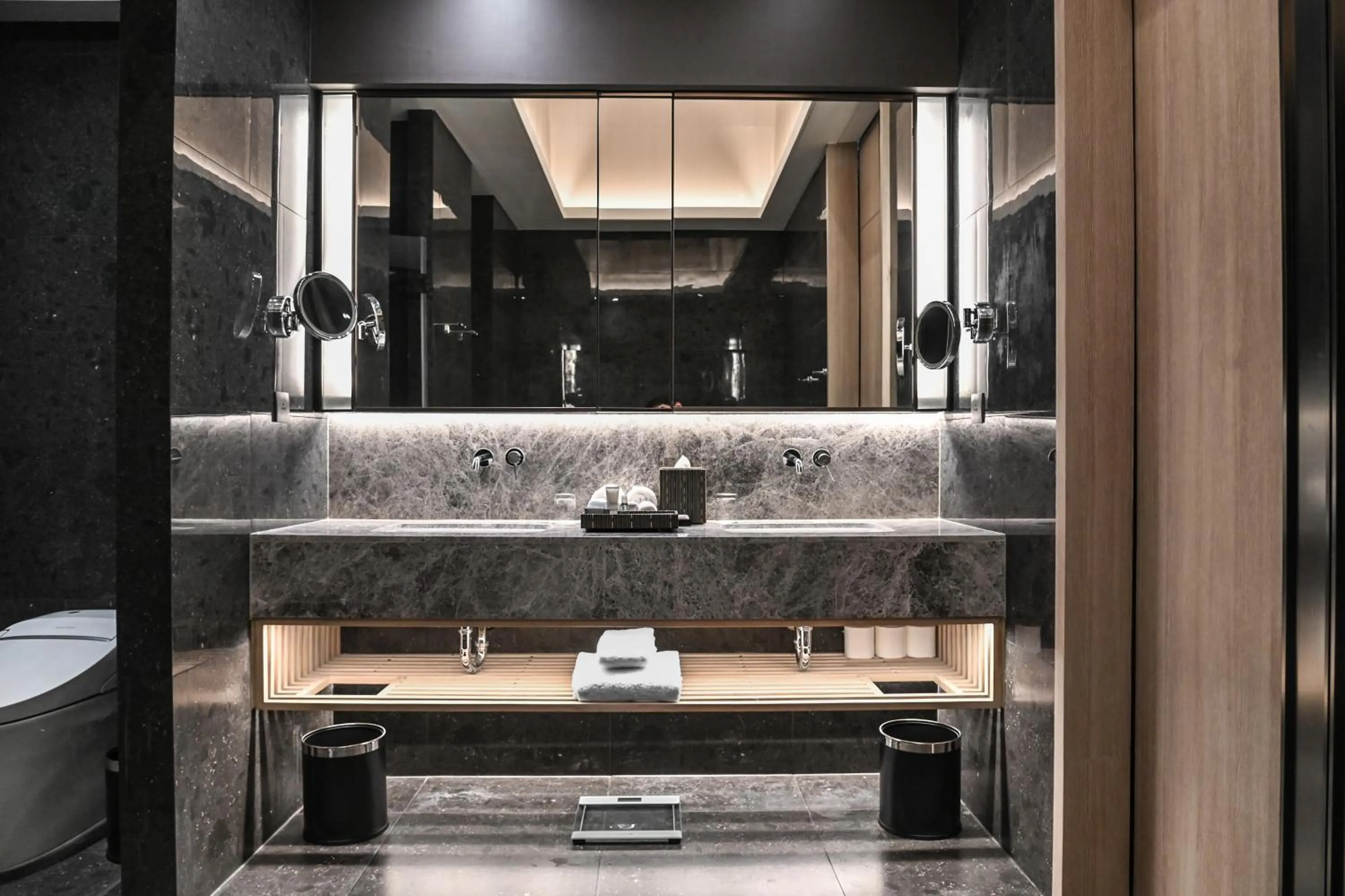 Bathroom in Marriott Executive Apartments, Bangkok Townhall Sukhumvit