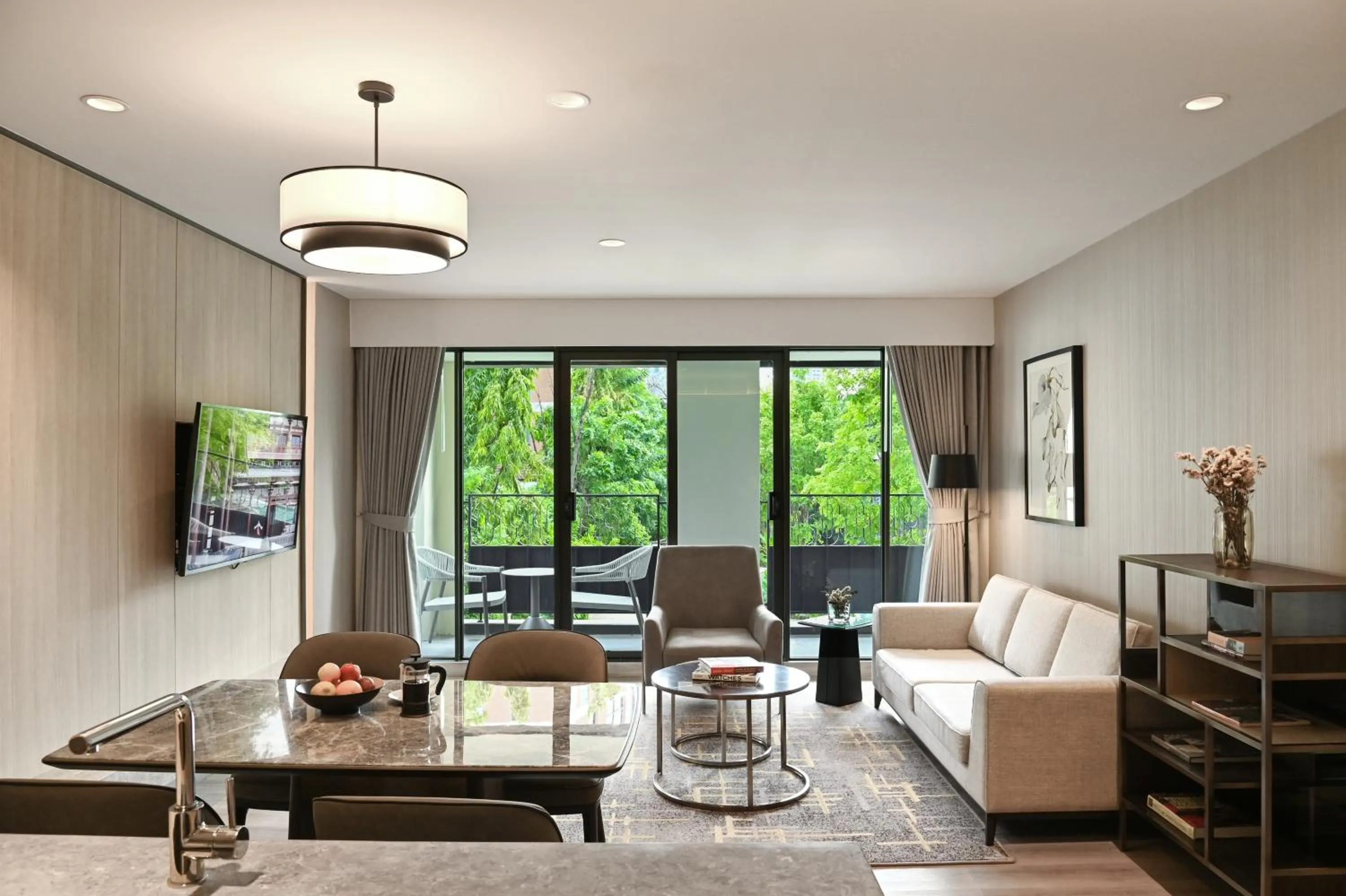 Living room in Marriott Executive Apartments, Bangkok Townhall Sukhumvit