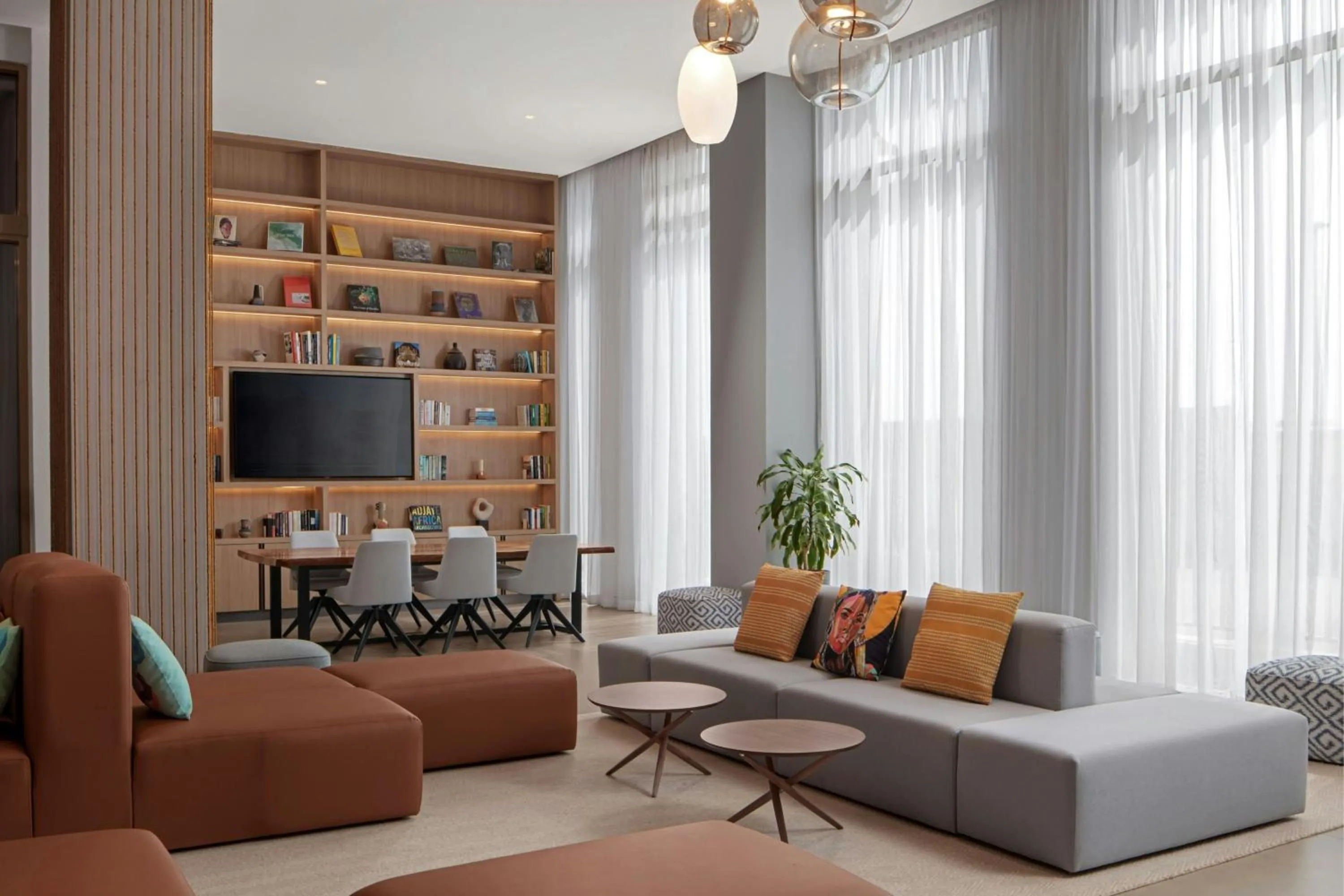 Lobby or reception in Four Points by Sheraton Dakar Diamniadio