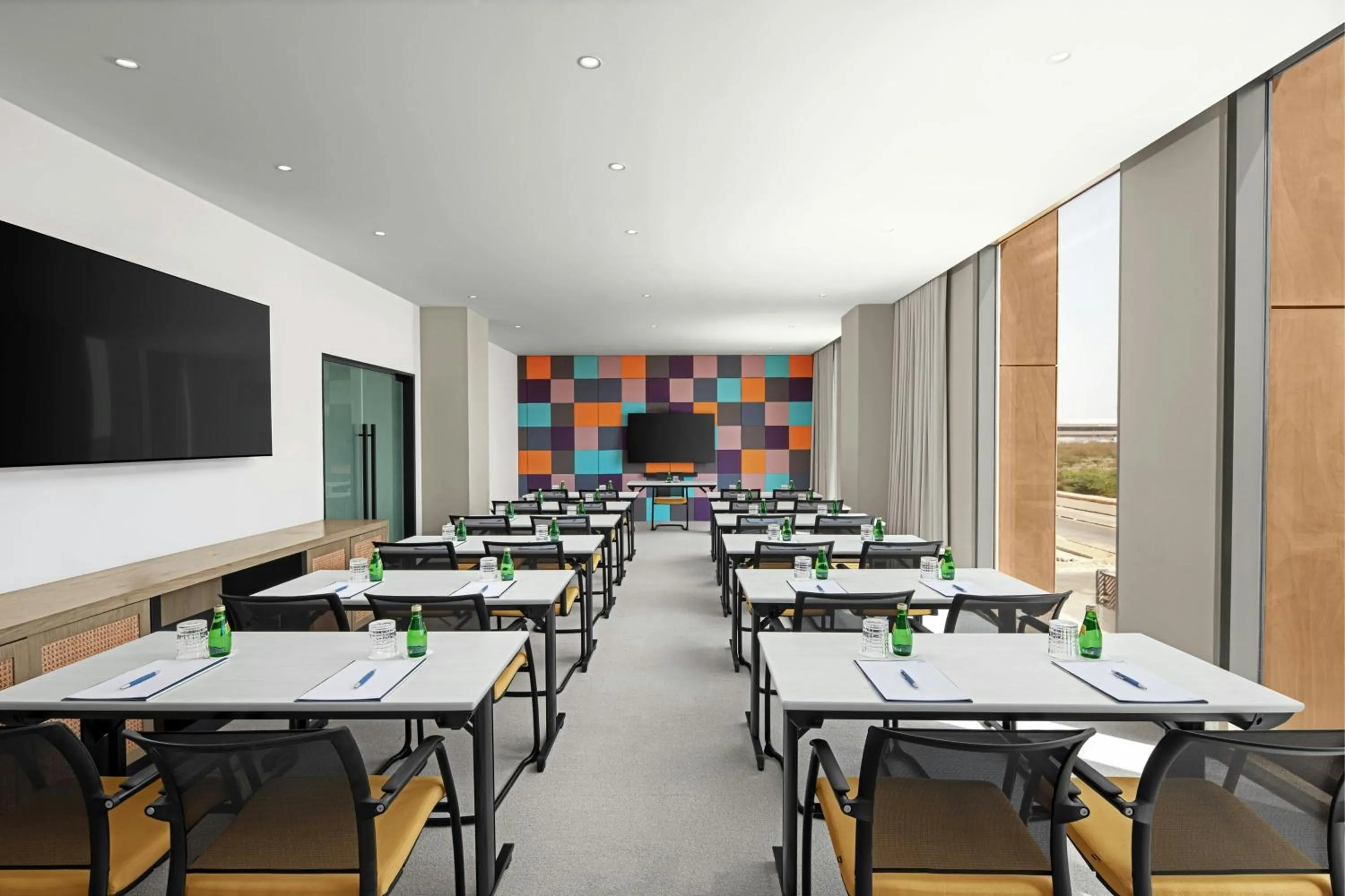 Meeting/conference room in Four Points by Sheraton Dakar Diamniadio