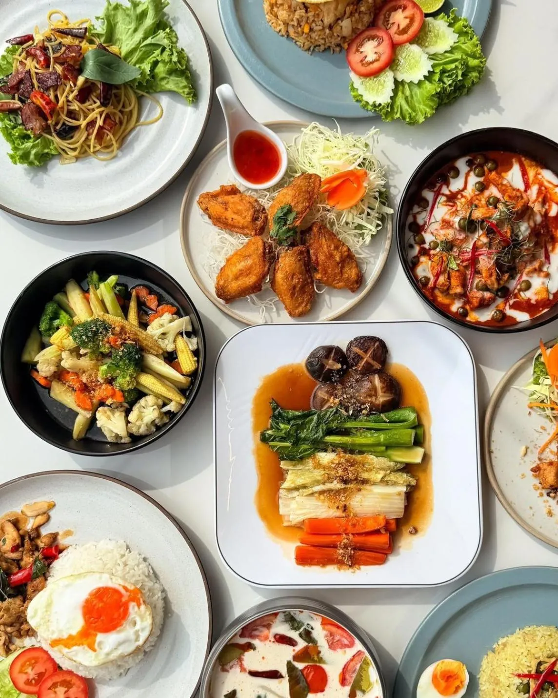 Restaurant/places to eat in Miloft Suvarnabhumi Airport Hotel