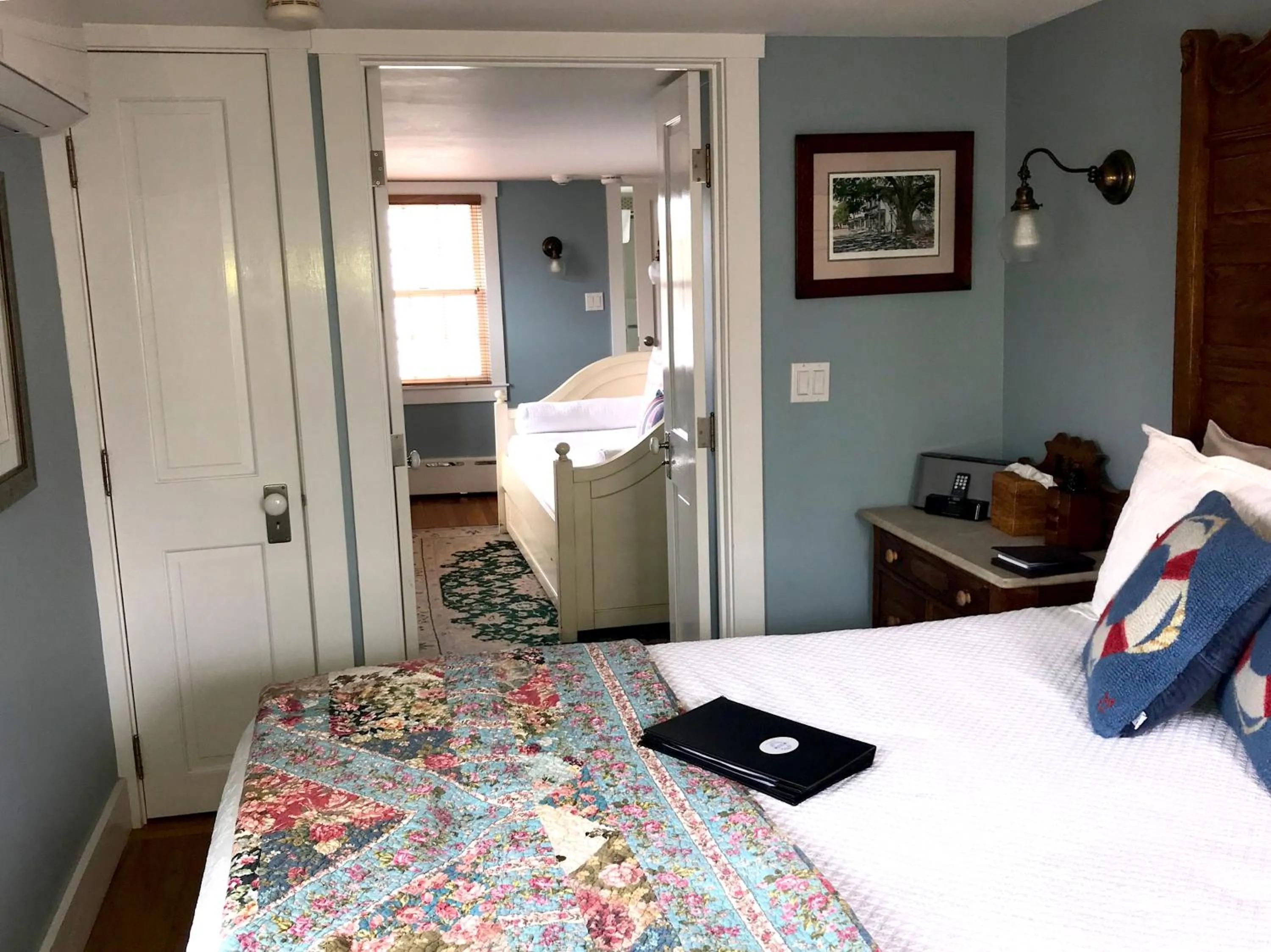 Bed in Revere Guest House