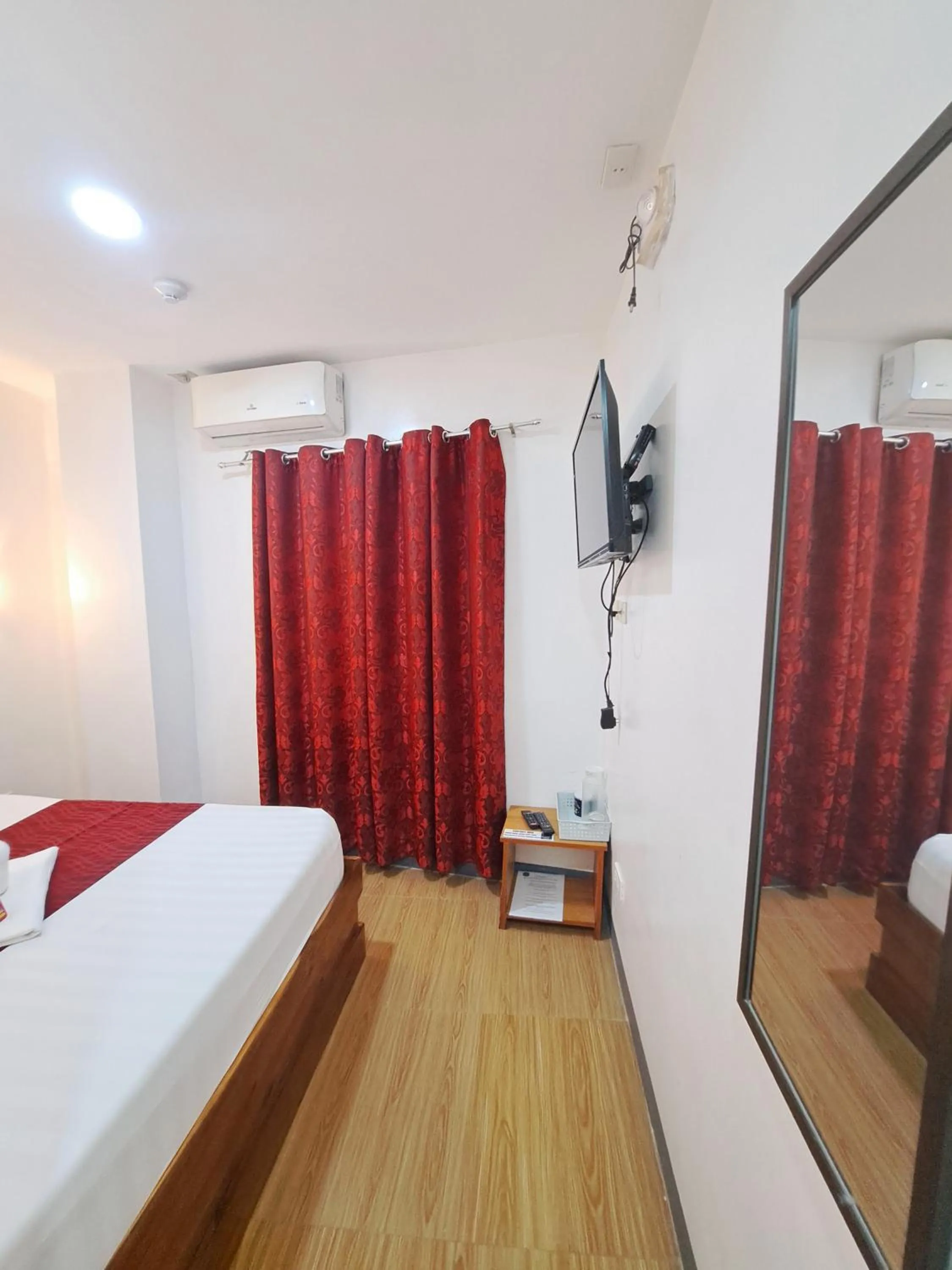 Bed in Virginia Suites