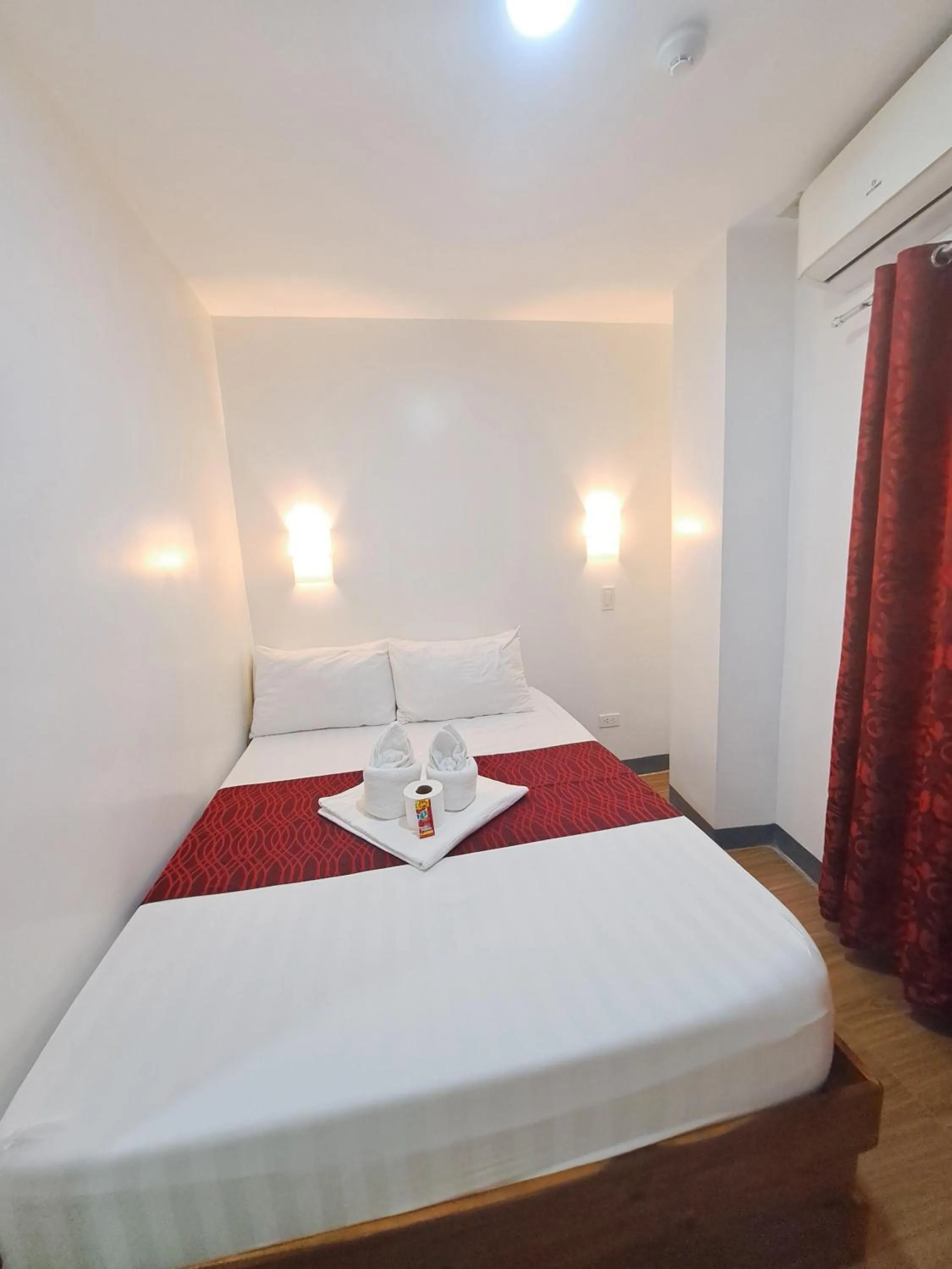 Bed in Virginia Suites