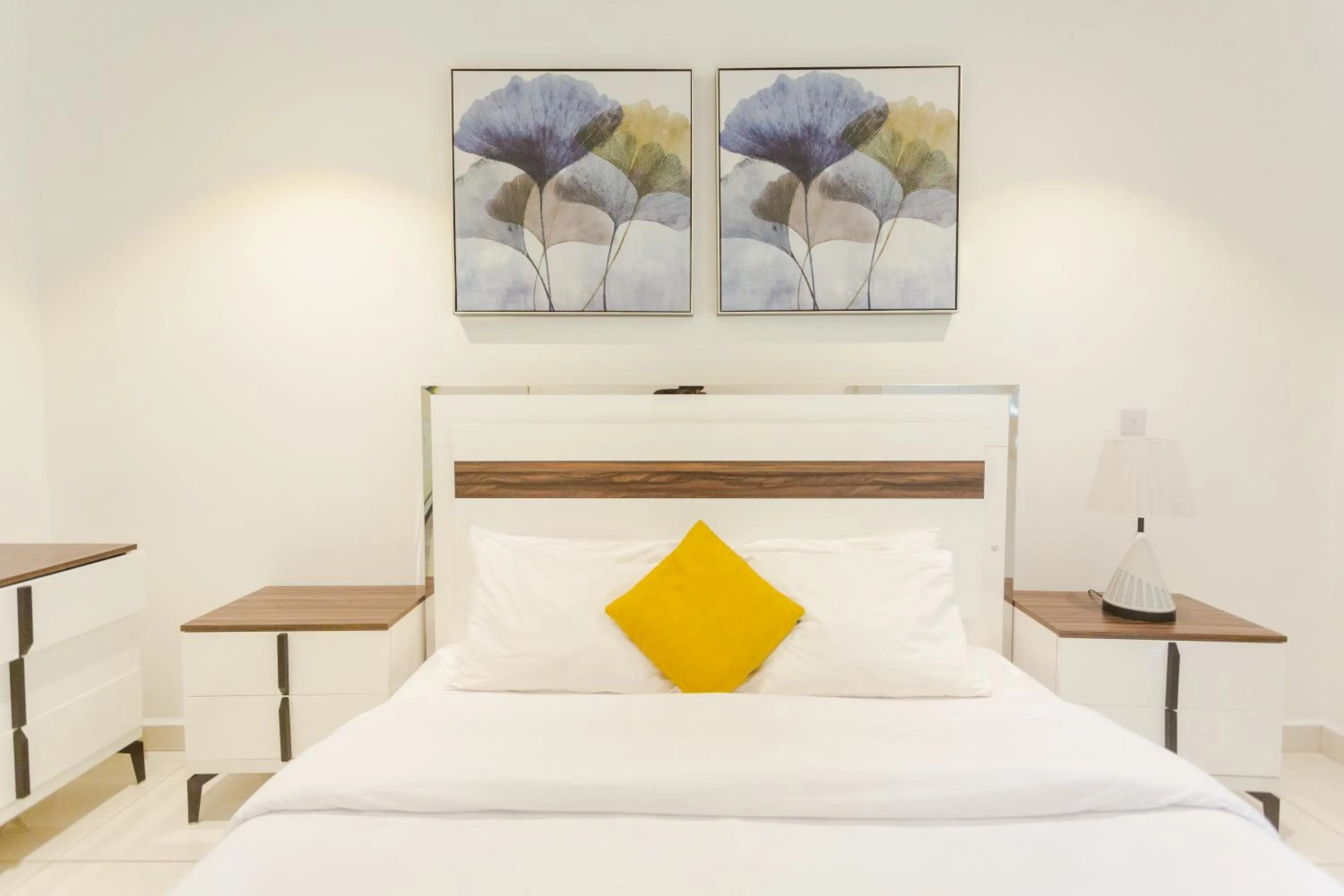 Bed in Accra Luxury Apartments at Embassy Gardens