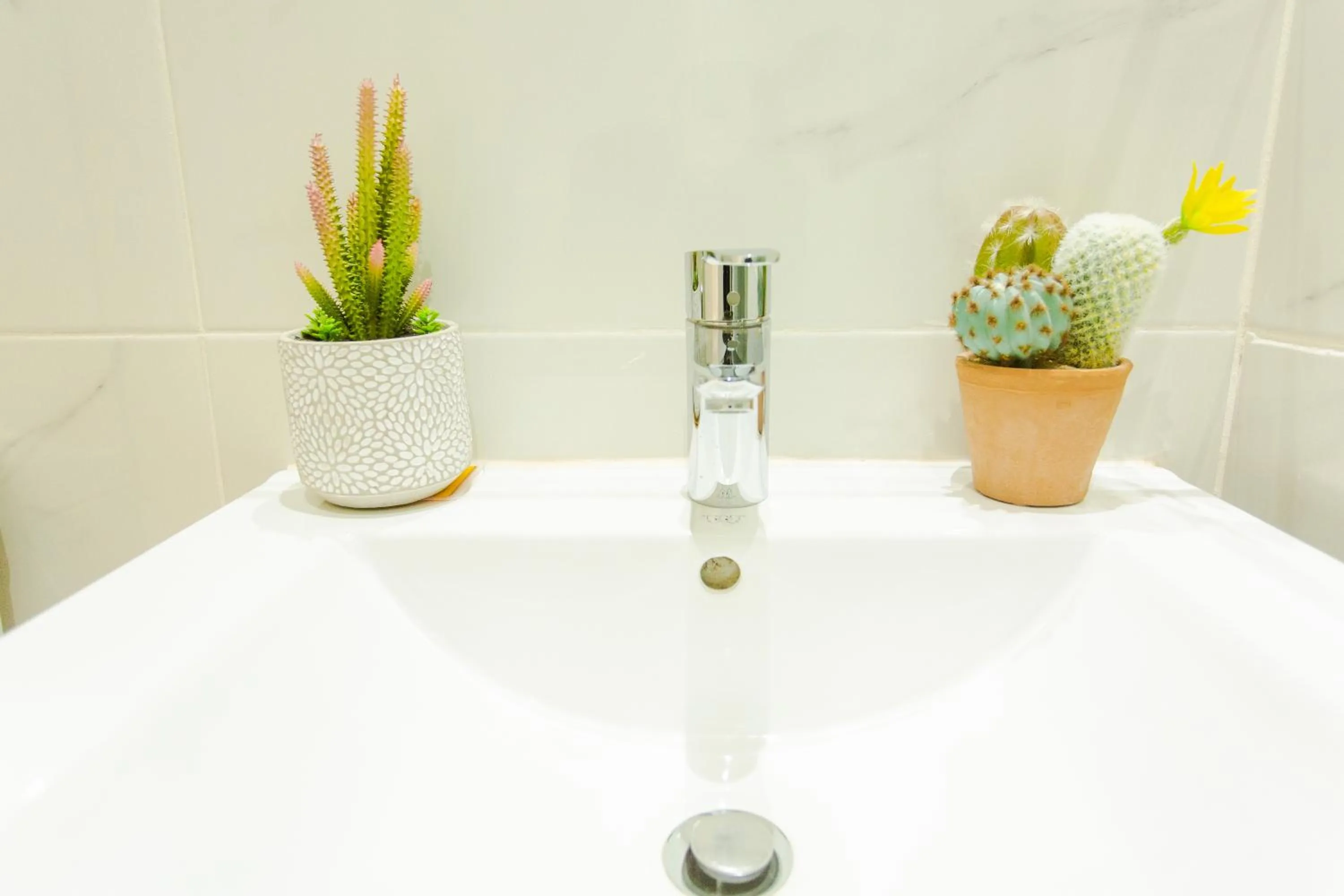 Bathroom in Accra Luxury Apartments at Embassy Gardens