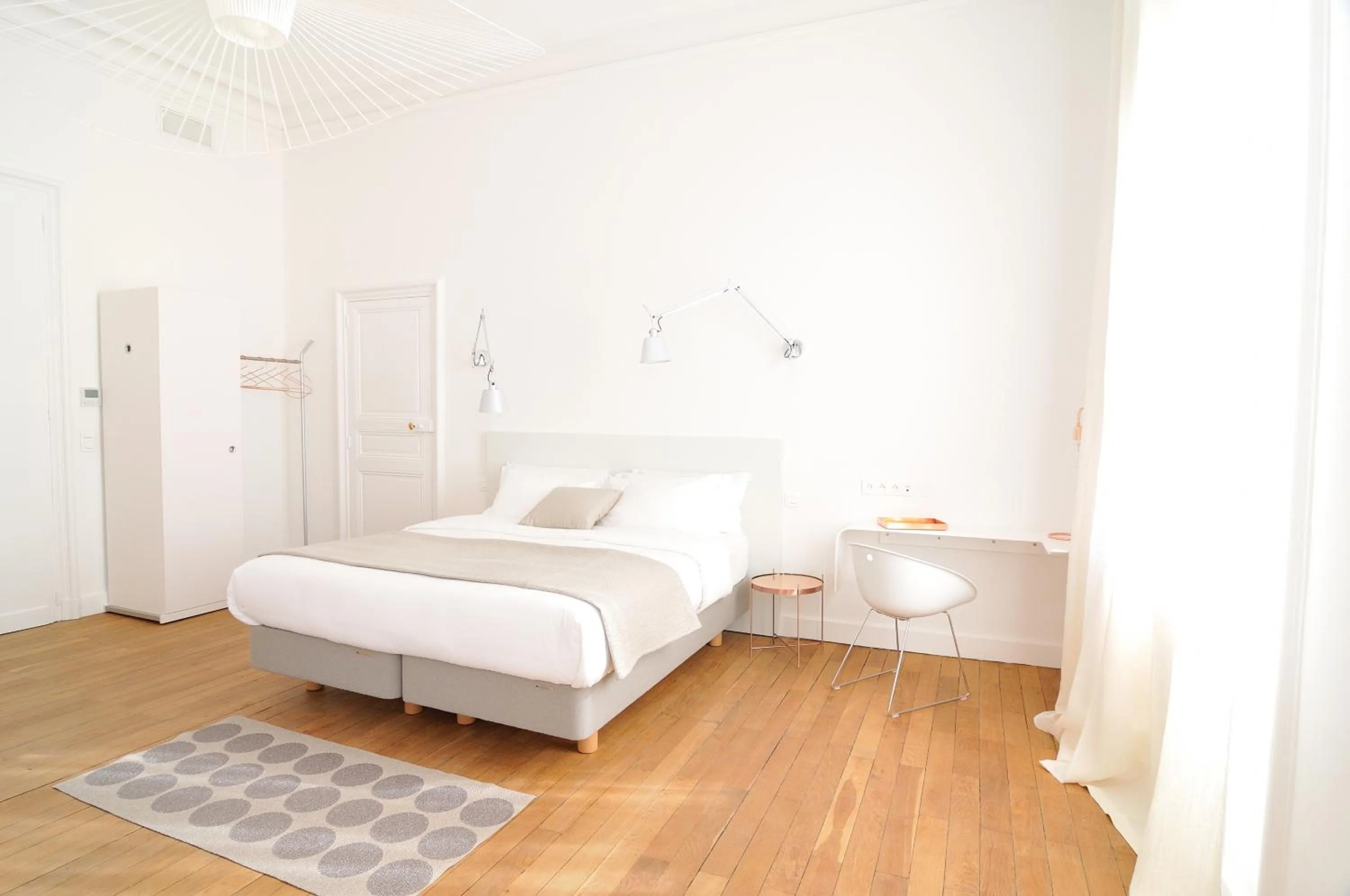 Photo of the whole room, Bed in L'Hôtel Particulier Beziers