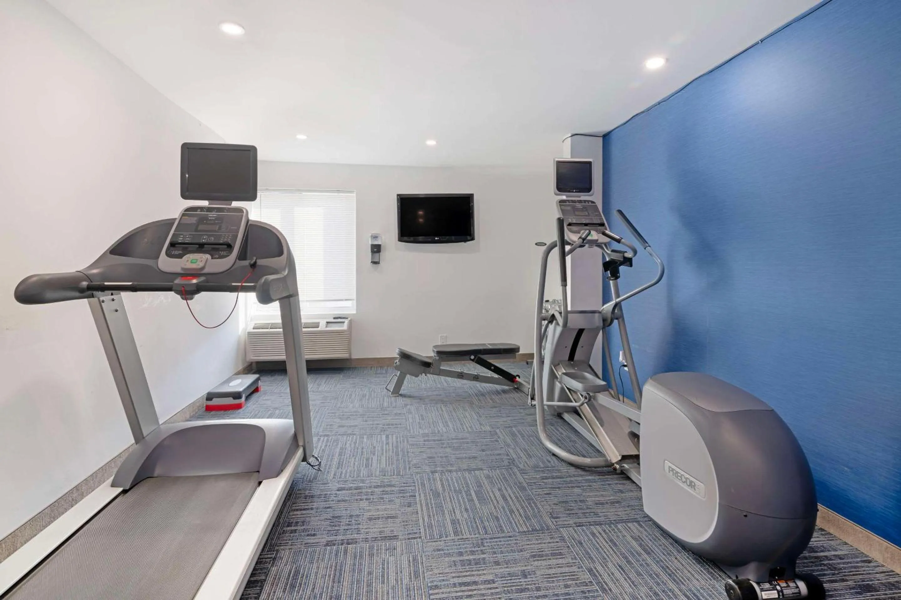 Fitness centre/facilities in Quality Inn Lebanon - Hanover