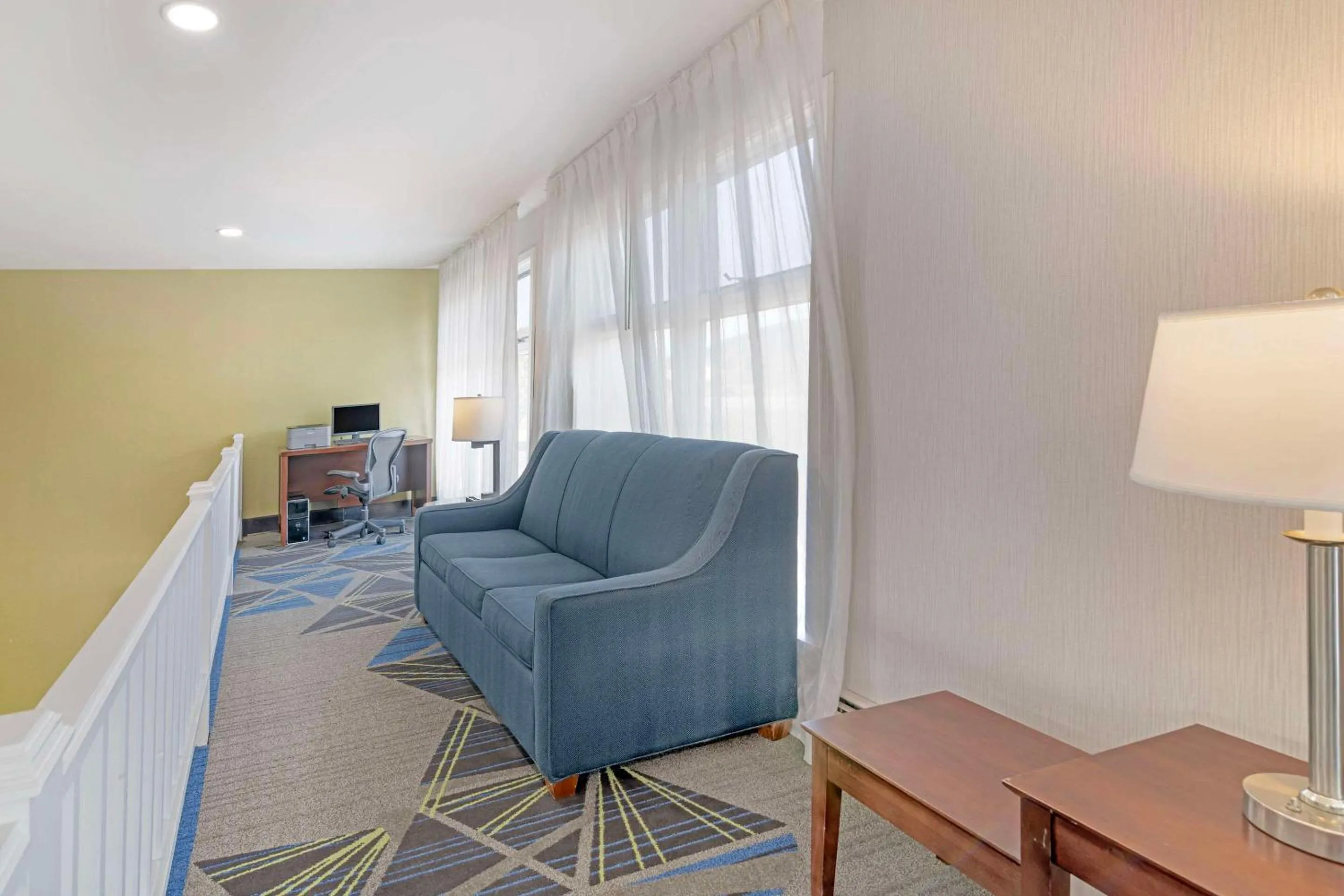 Business facilities in Quality Inn Lebanon - Hanover