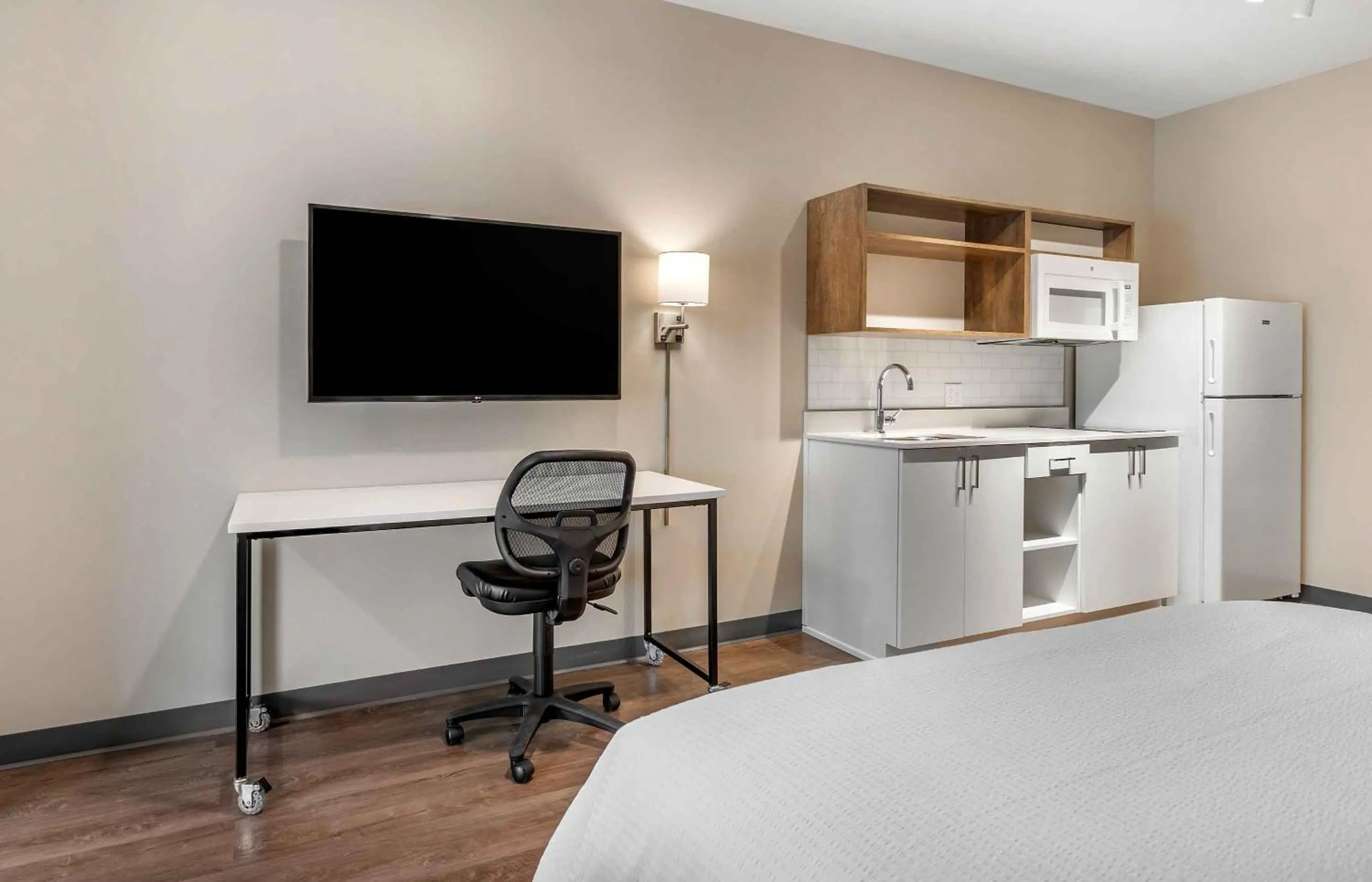 Bedroom in Extended Stay America Premier Suites - Harrisonburg