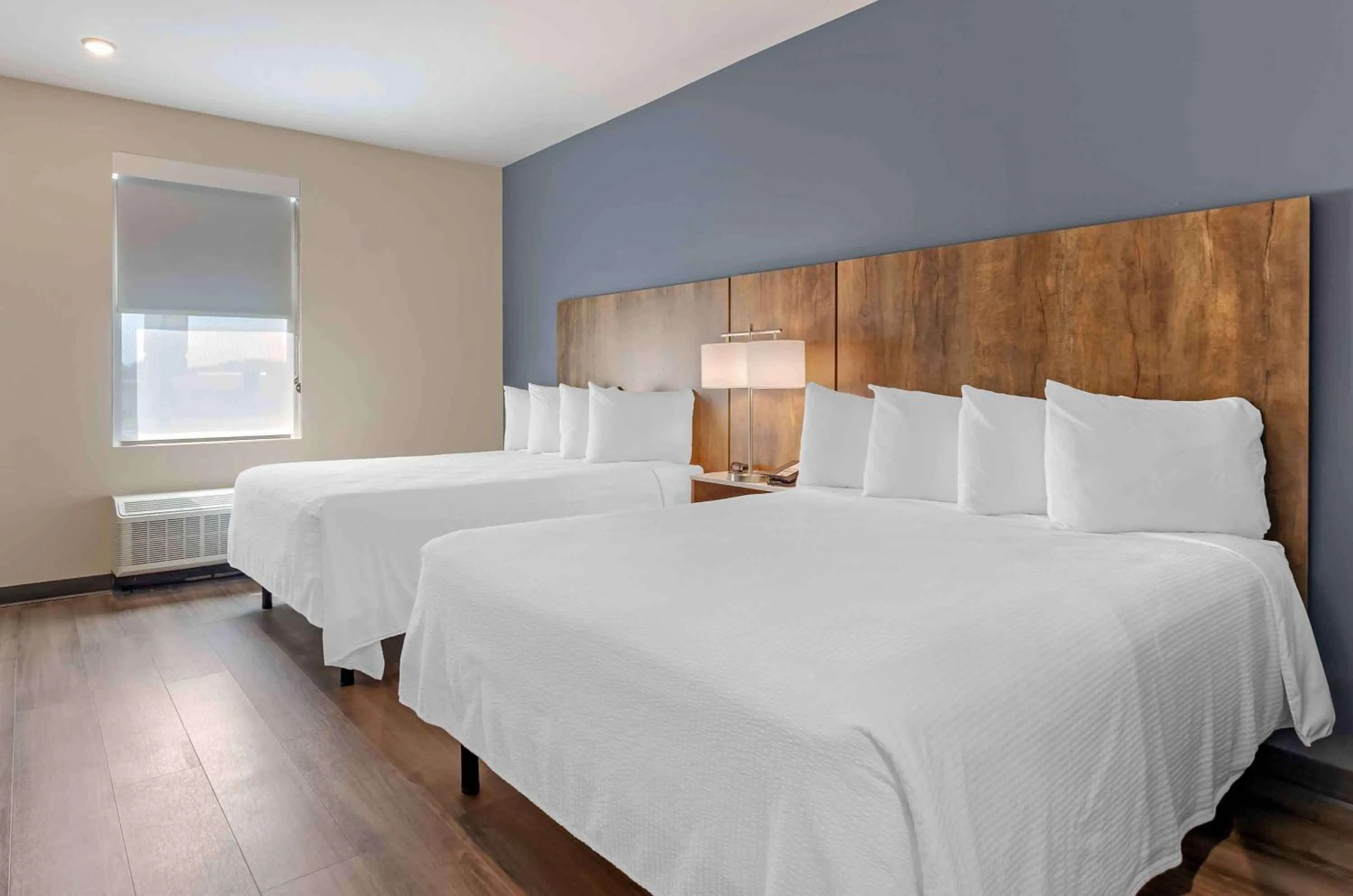 Bedroom, Bed in Extended Stay America Premier Suites - Harrisonburg