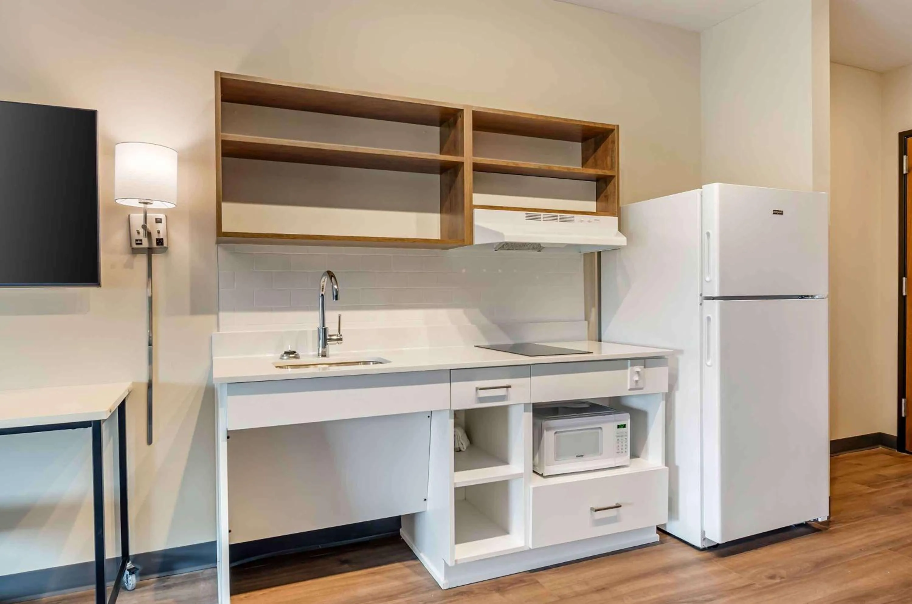 Kitchen or kitchenette in Extended Stay America Premier Suites - Harrisonburg