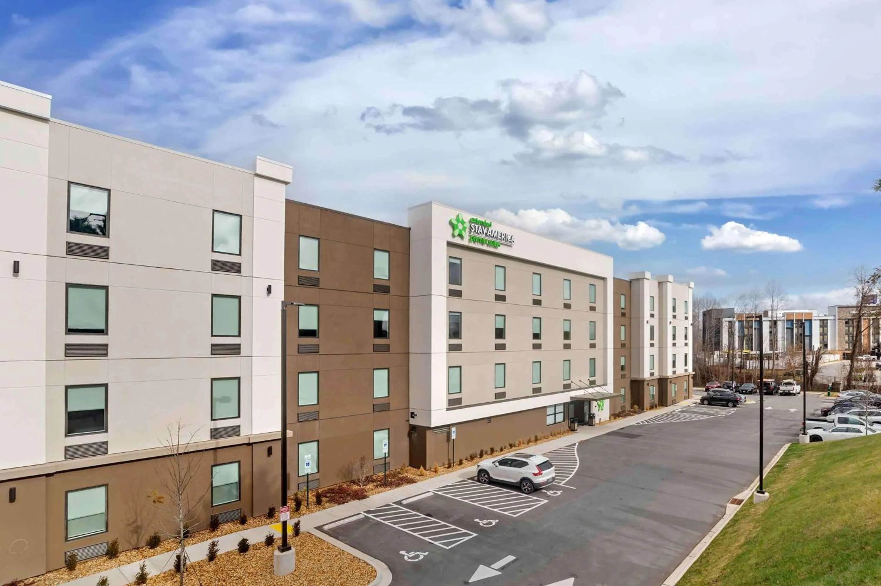 Property building in Extended Stay America Premier Suites - Asheville