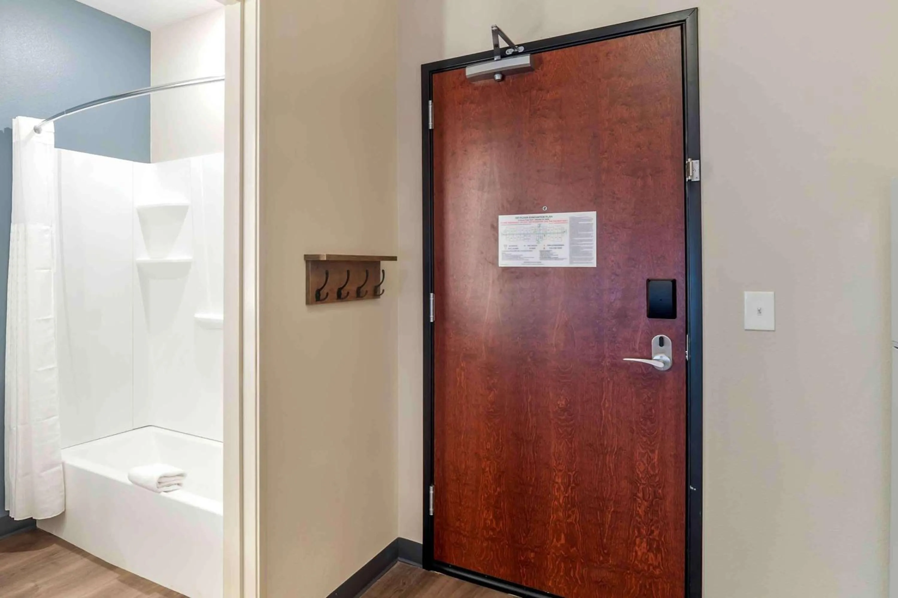 Bathroom in Extended Stay America Premier Suites - Asheville