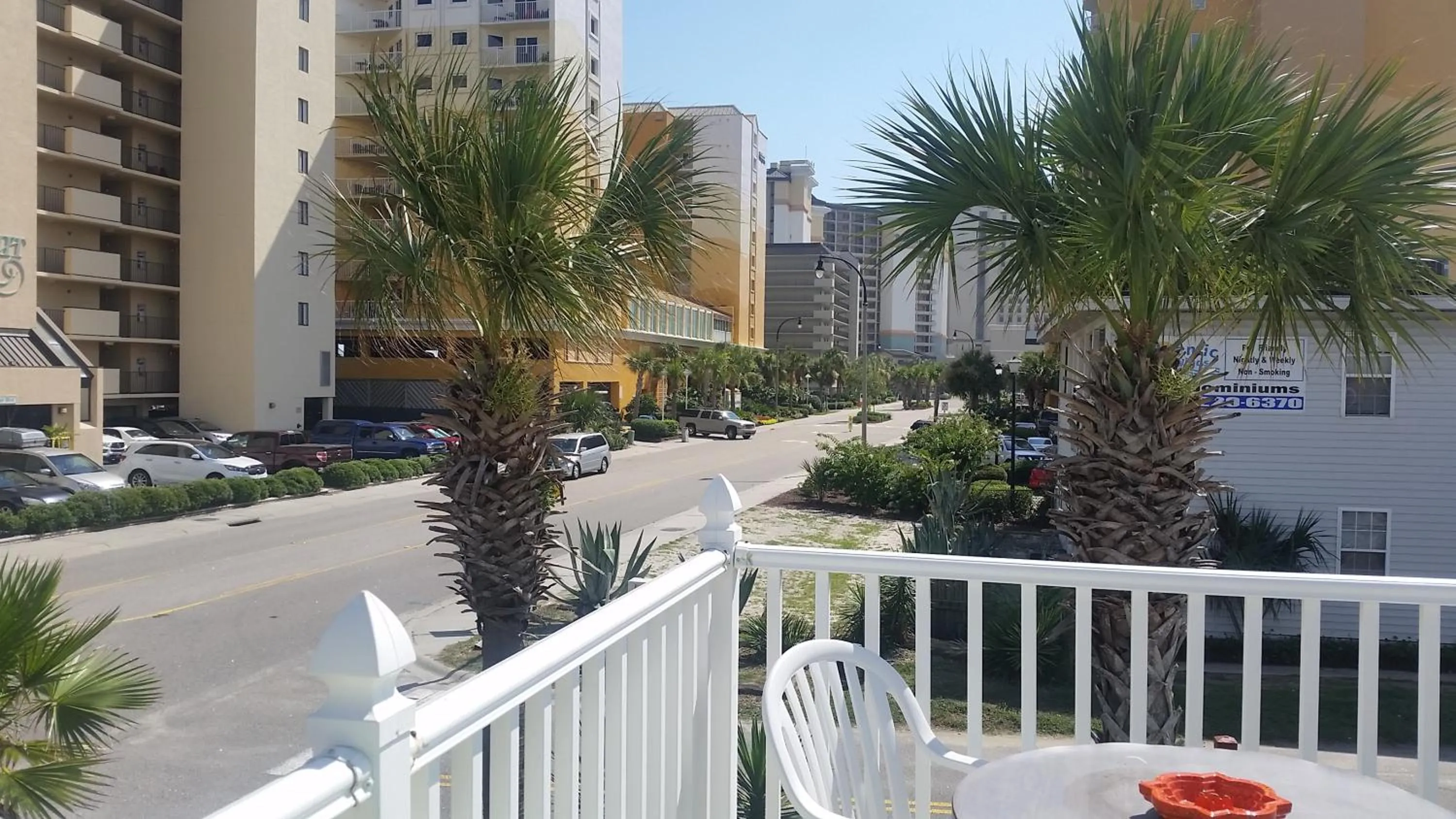 Day in Edgewater Inn