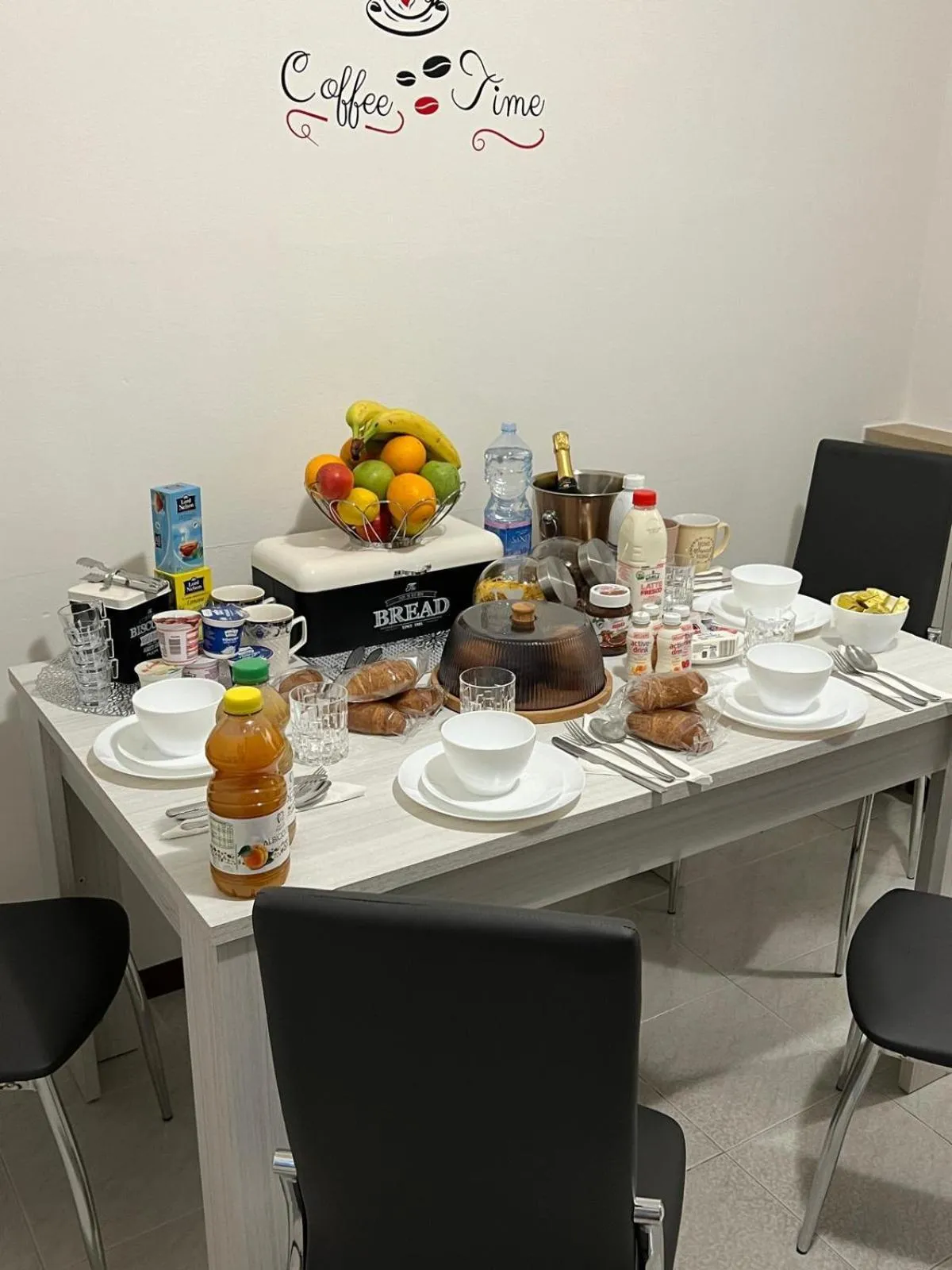 Breakfast in Mario&Elena House