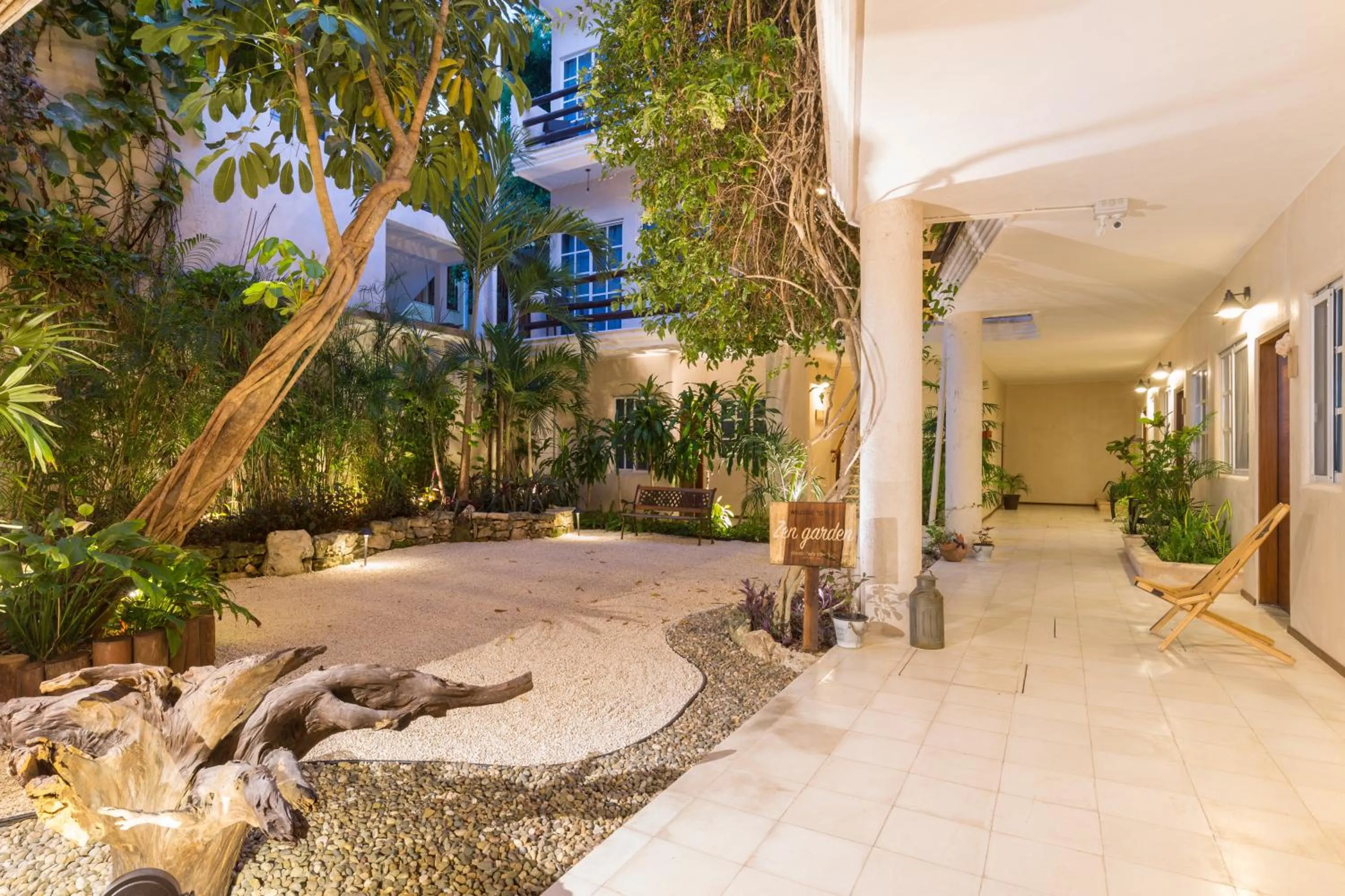 Property building in Quinta Margarita - Boho Chic Hotel