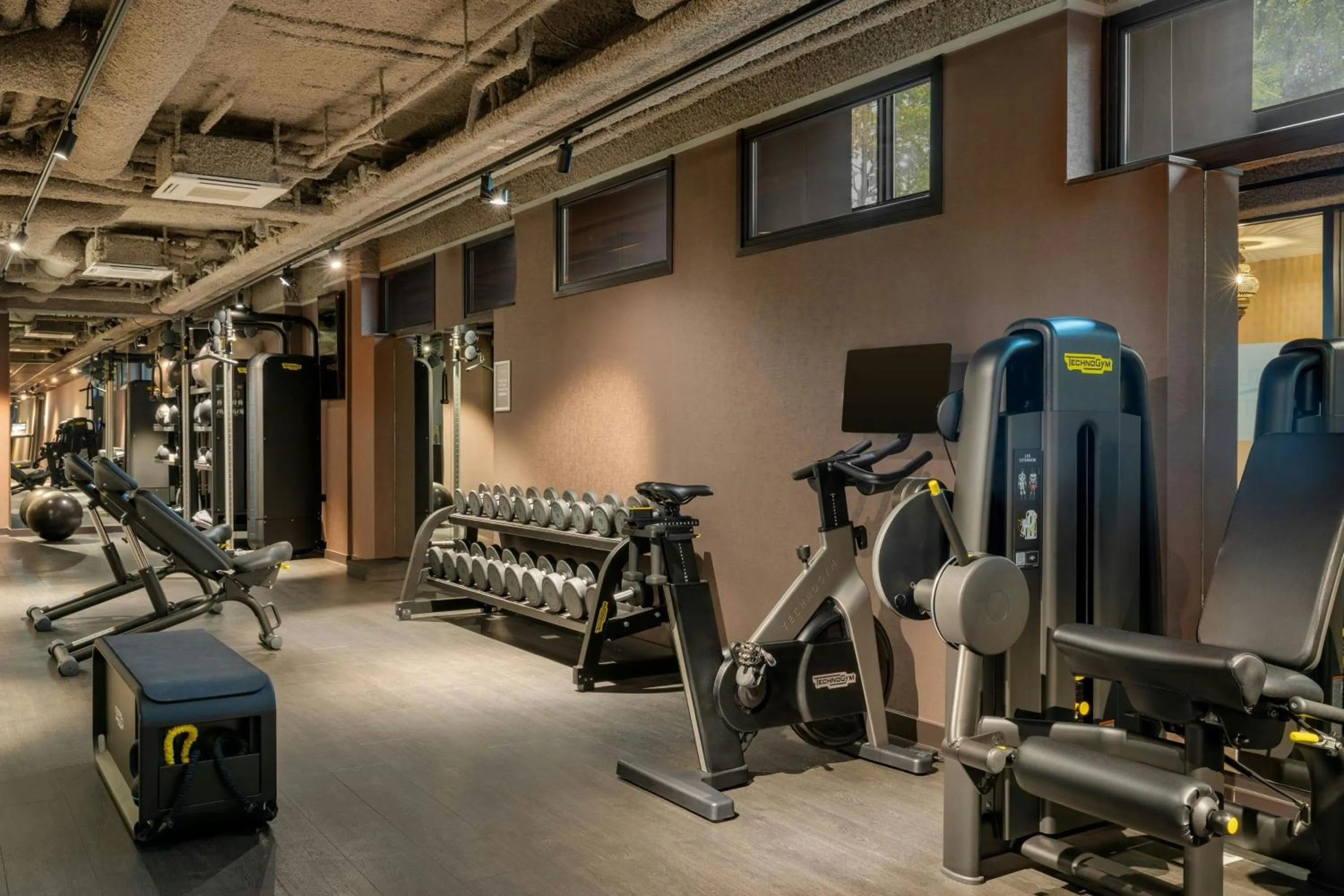 Fitness centre/facilities in Corendon Amsterdam New-West, a Tribute Portfolio Hotel