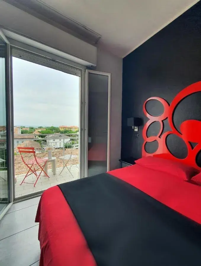 Deluxe Quadruple Room in Coelho Beach Hotel Deluxe Quadruple Room in Coelho Beach Hotel