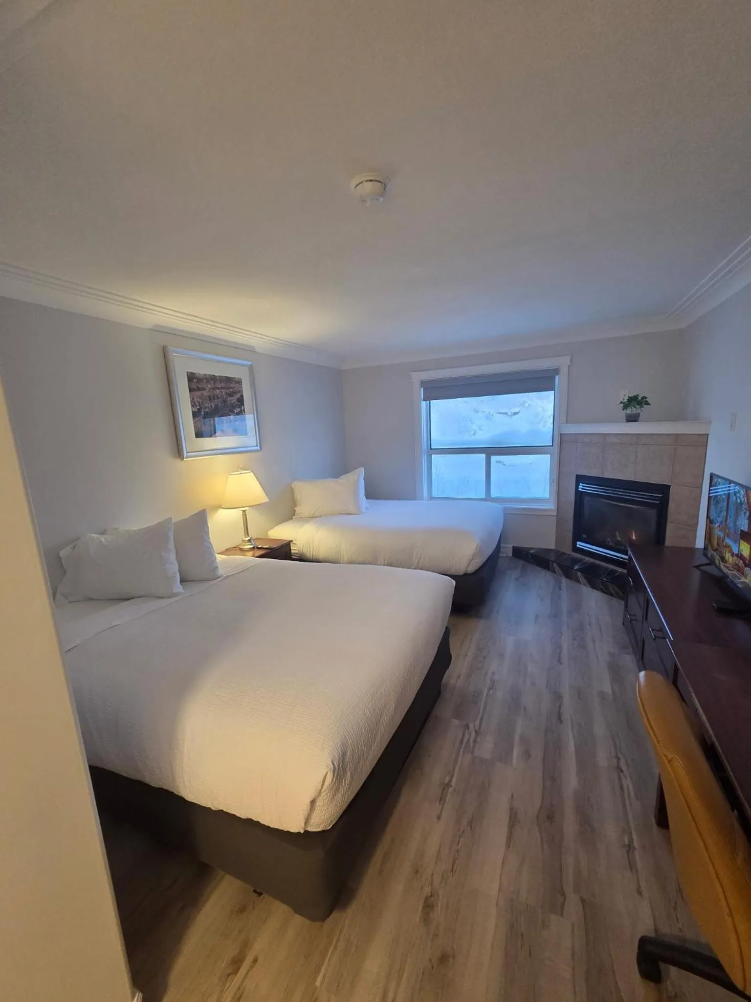 Bed in Nova Inn Inuvik