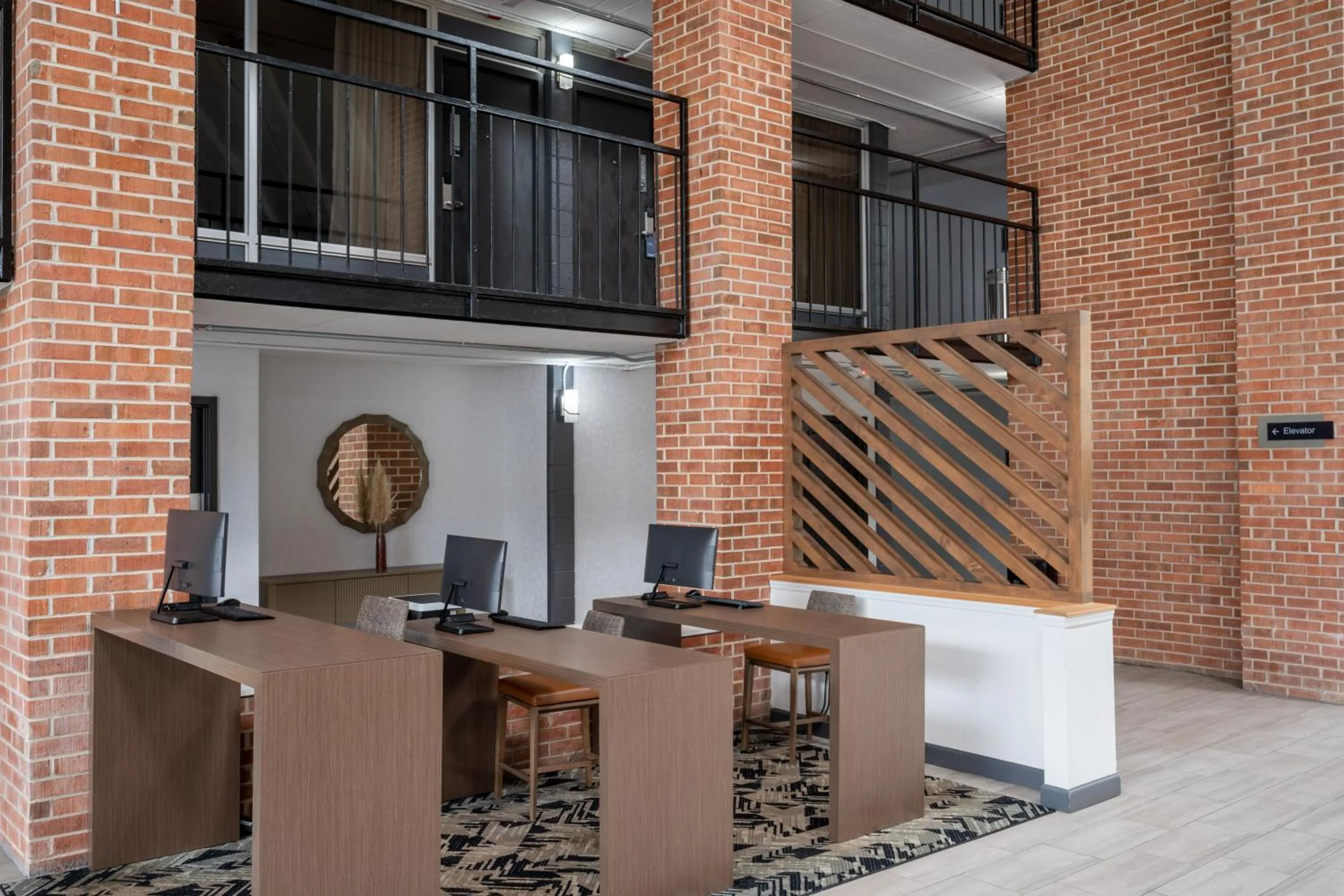 Hawthorn Extended Stay by Wyndham Columbia-Ft Jackson