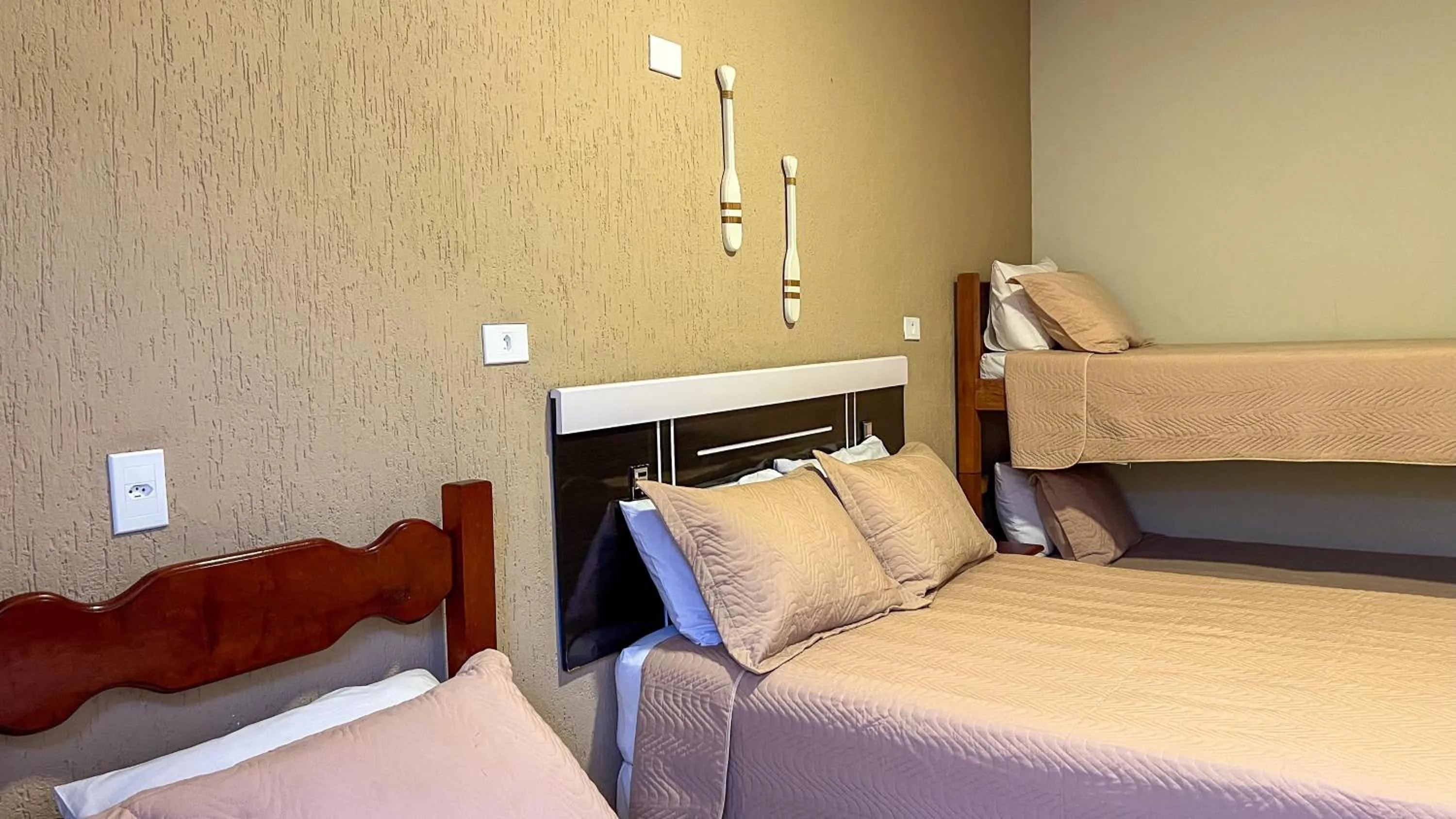 Photo of the whole room in Pousada Amanhecer do Itaguá