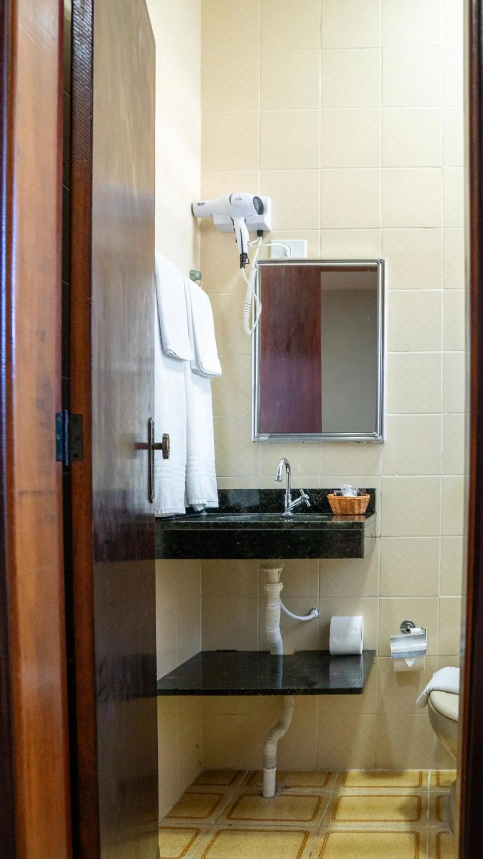 Bathroom in Pousada Amanhecer do Itaguá