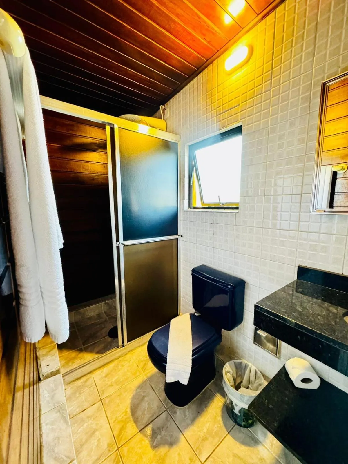 Shower in Pousada Amanhecer do Itaguá