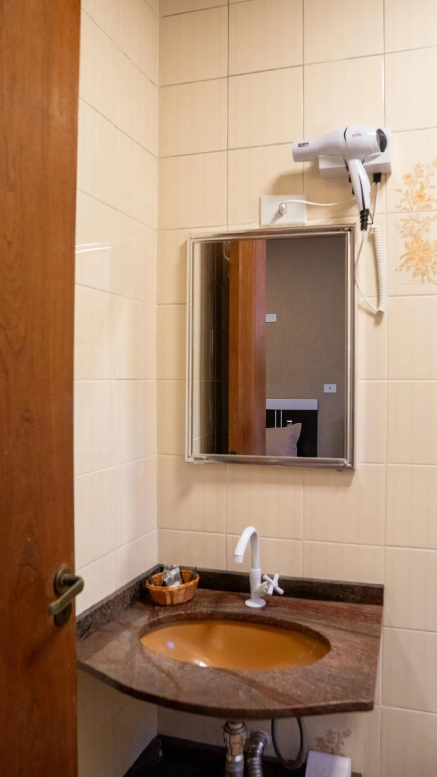 Bathroom in Pousada Amanhecer do Itaguá