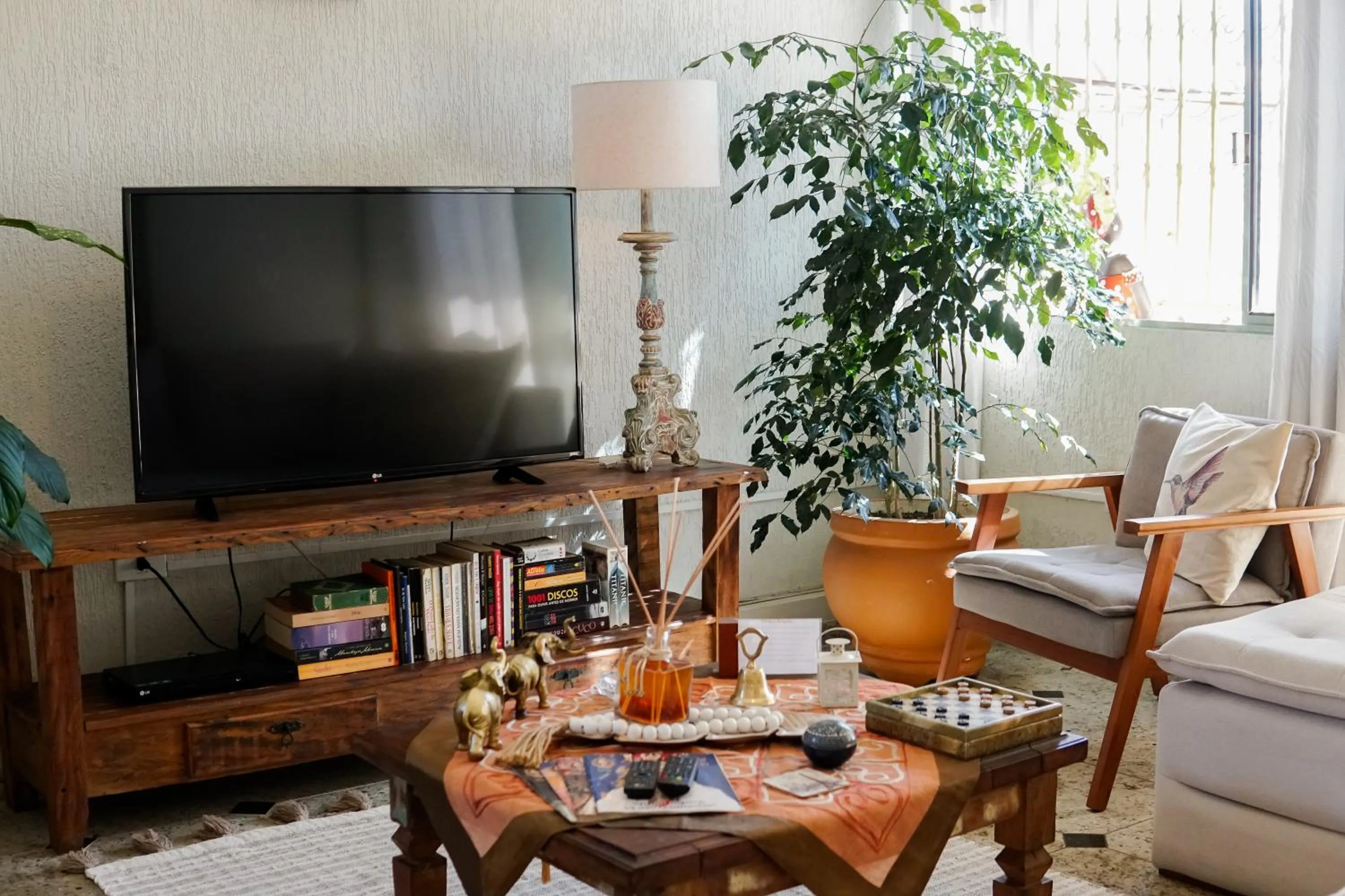 TV and multimedia in Pousada Amanhecer do Itaguá