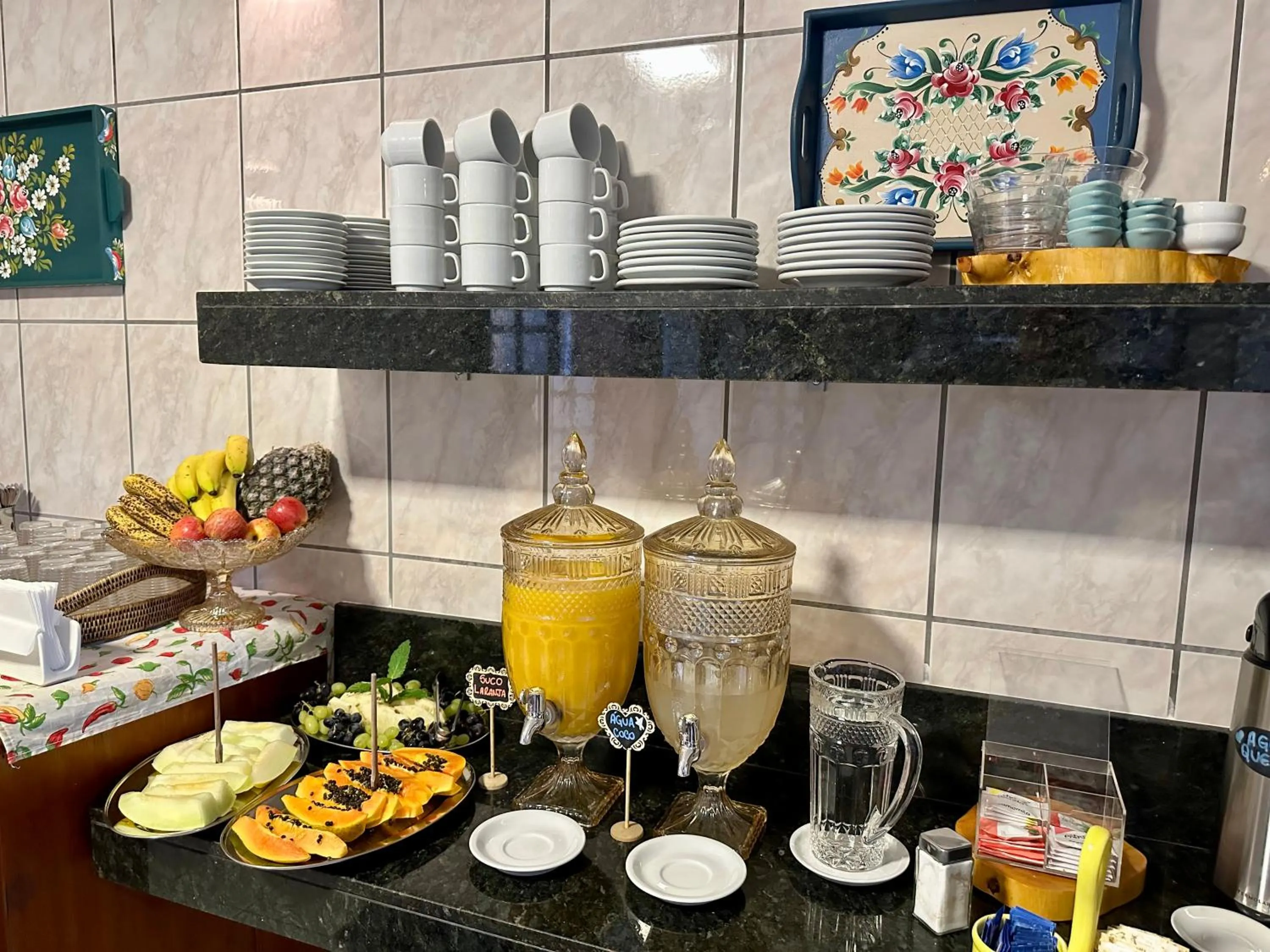 Breakfast in Pousada Amanhecer do Itaguá